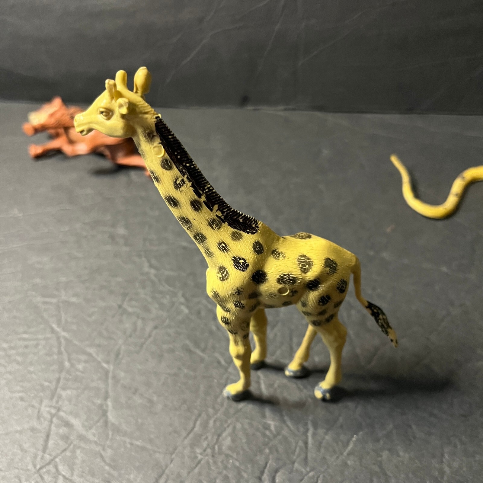 Lot of 9 Animals Figures Plastic Realistic Wild Zoo Giraffe Lion Snakes Camel