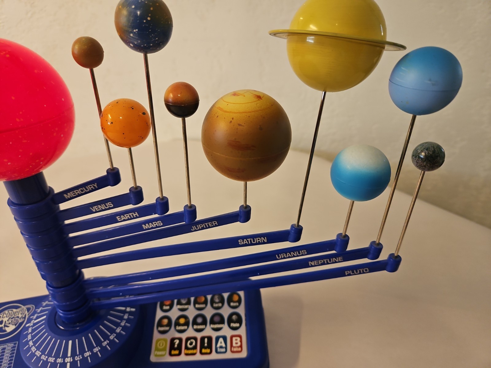Discovery Kids Planetary Interactive Solar System Scientific Toys, LTD