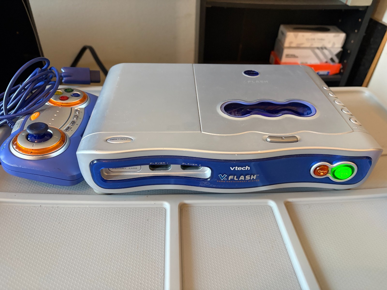 VTech V.Flash Console w/ Controller Tested & Working No S-Video #2