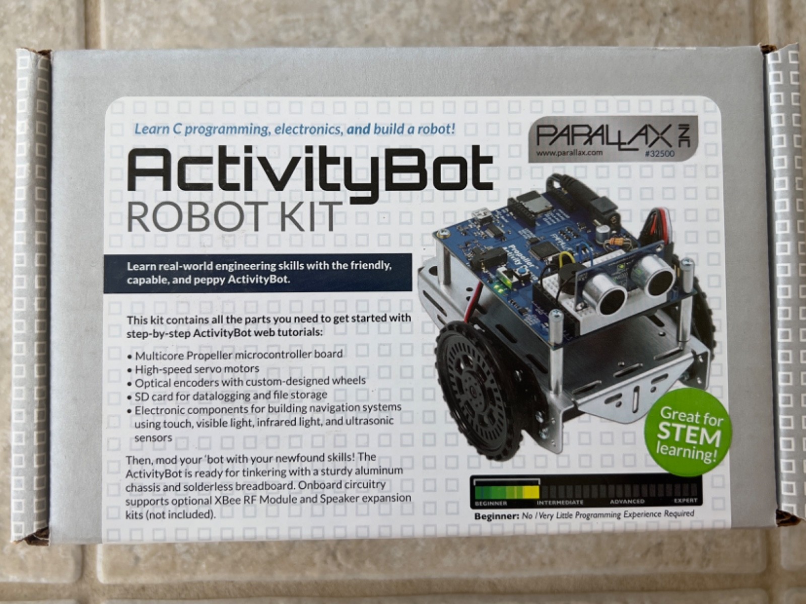 New Parallax ActivityBot Robot Kit #32500 for STEM Education