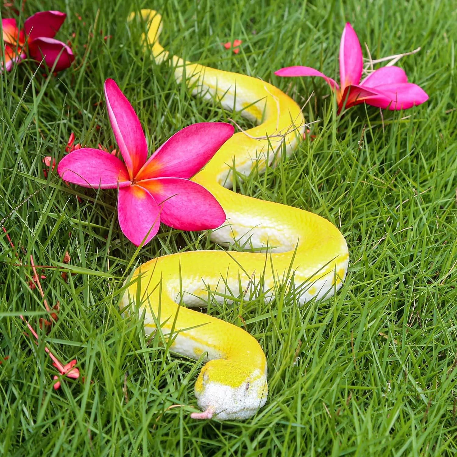 Realistic Fake Snakes Toy Soft Rubber Snake Figure Garden Snake Scare Birds and