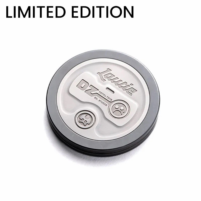 LAUTIE X DZ Co-Branded “Showhand” Haptic Coin ZR/SS Limited Edition #280/699