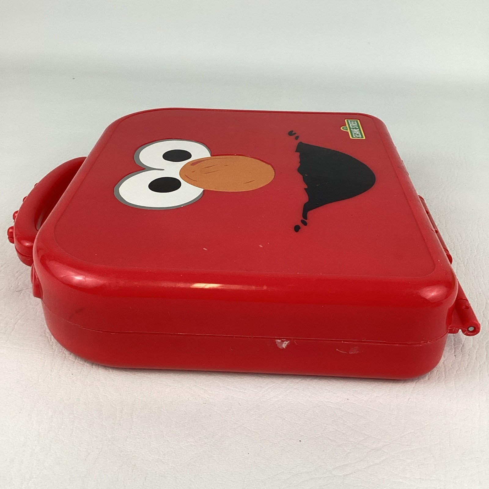 Sesame Street Elmo On The Go Letters Take Along Case Alphabet Learning Toy 2014