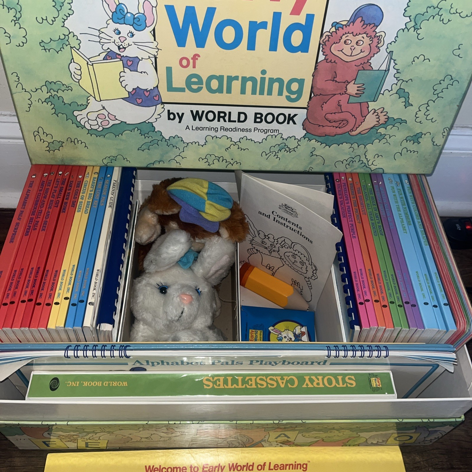 Homeschool Early World Of Learning Book Preschool Program Box Set. Please Read