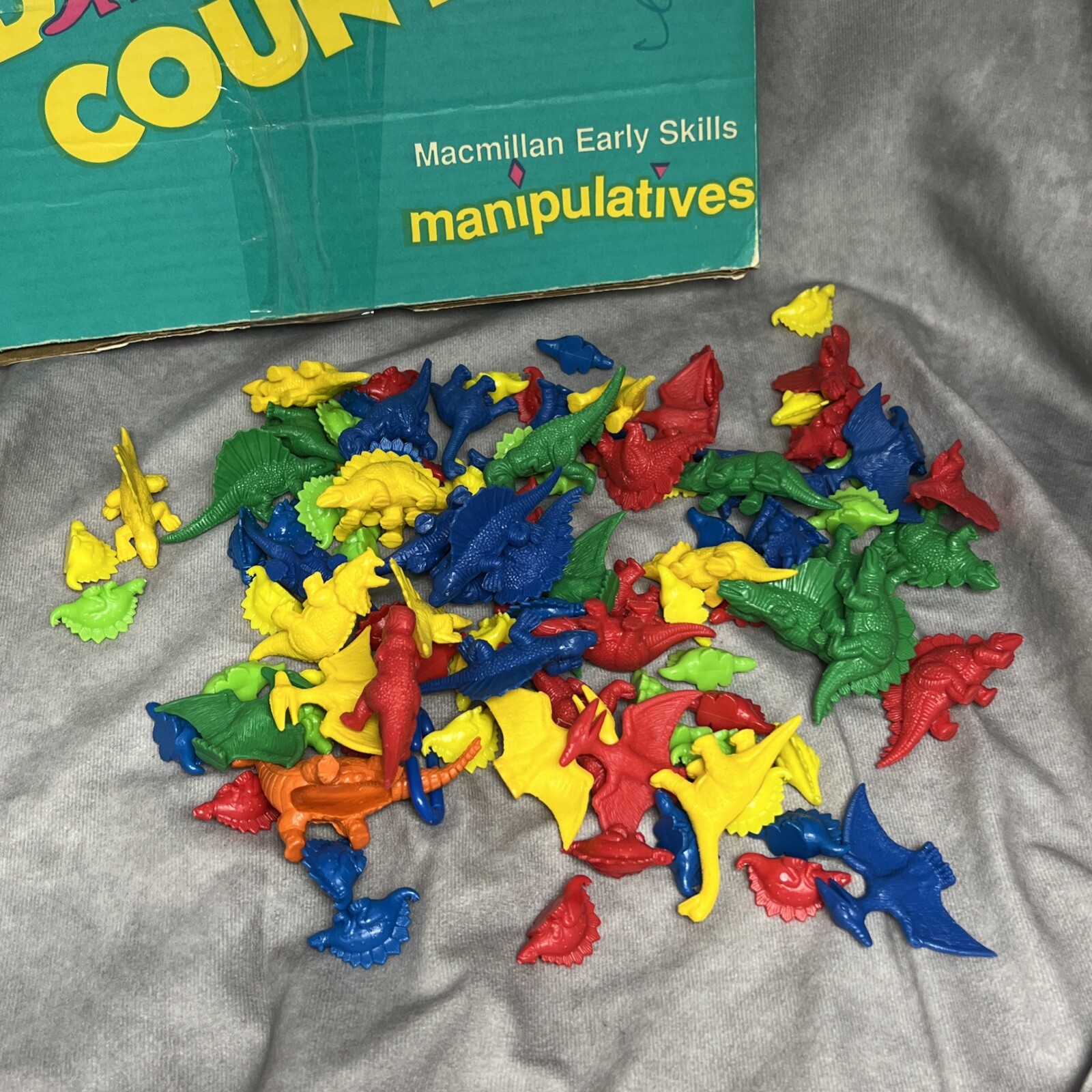 Macmillan Early Skills Dinosaur Counters Manipulative Ages 4 & Up Vtg B14