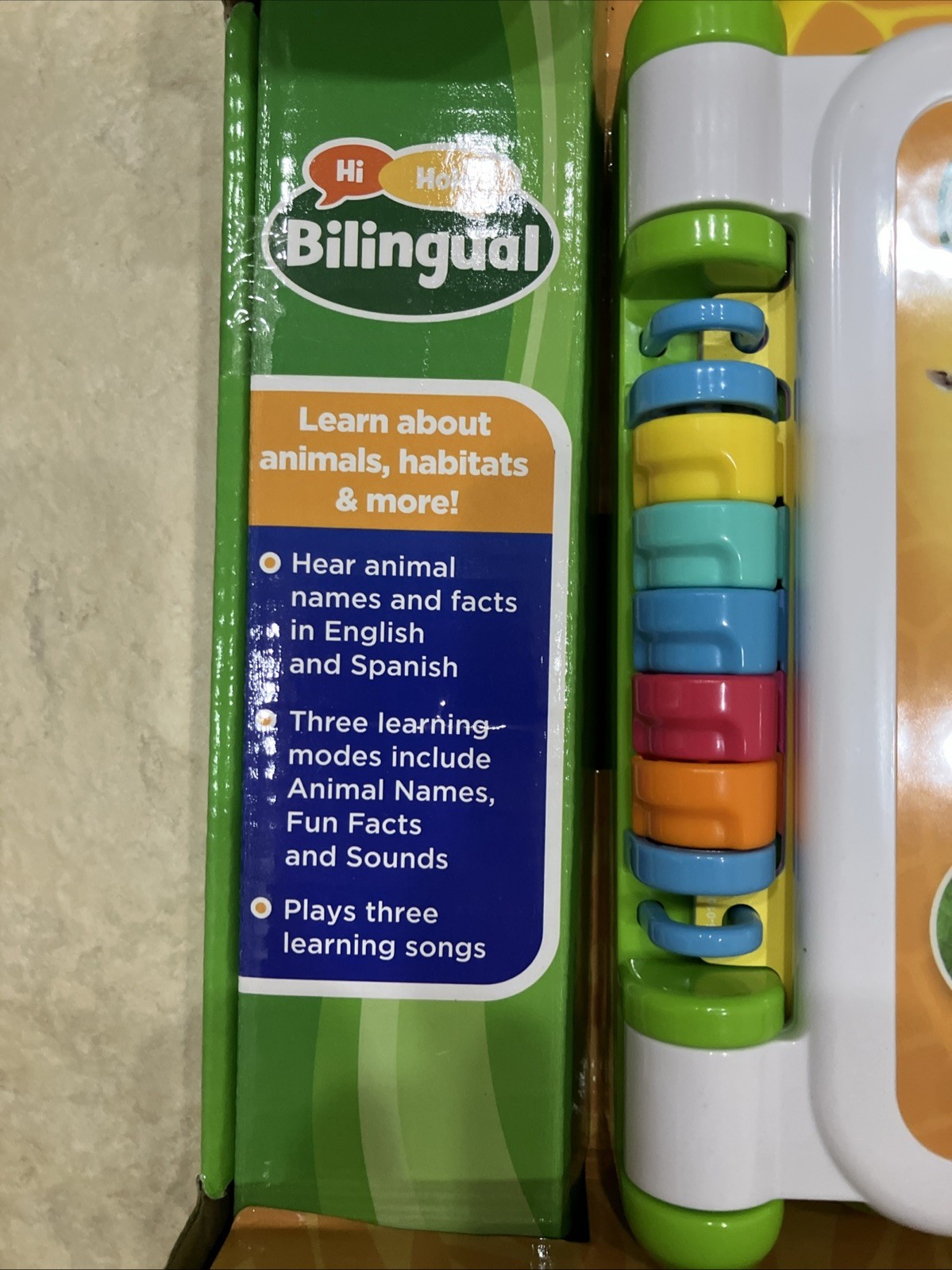 Leap Frog 100 Animals Book Model 6095 Bilingual Learning Book 18+ Months