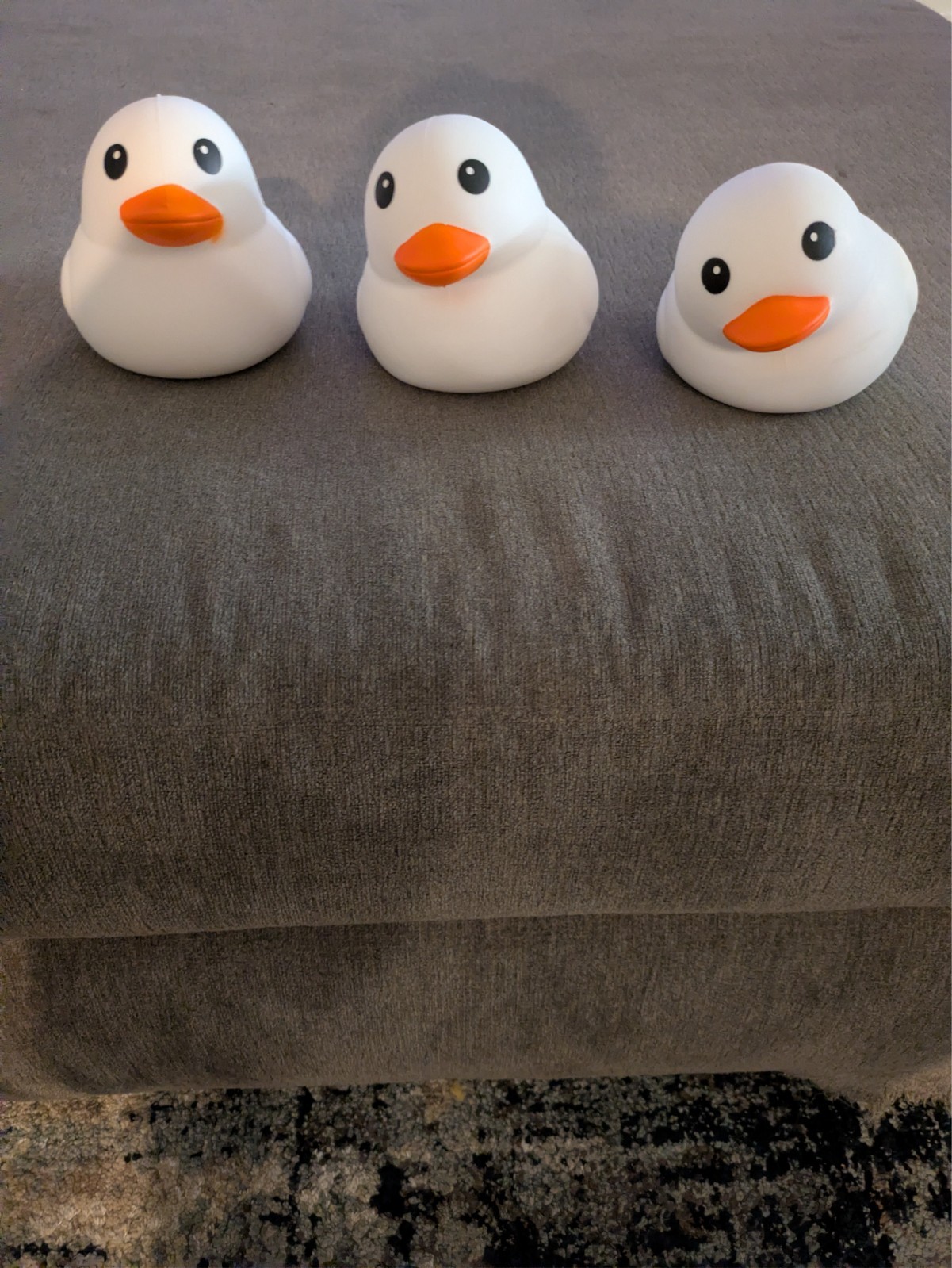 Brand New Viral 🔥 White Sunny Days Jumbo Squishy Duck