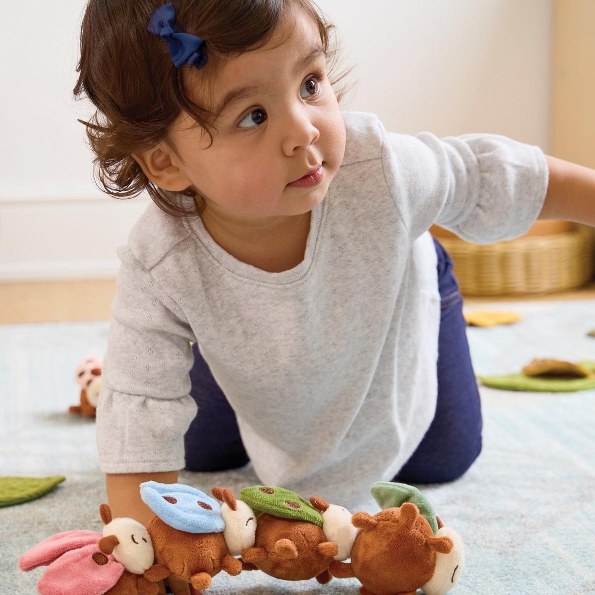 Kaplan Early Learning Crinkle and Texture Magnetic Ladybug Set