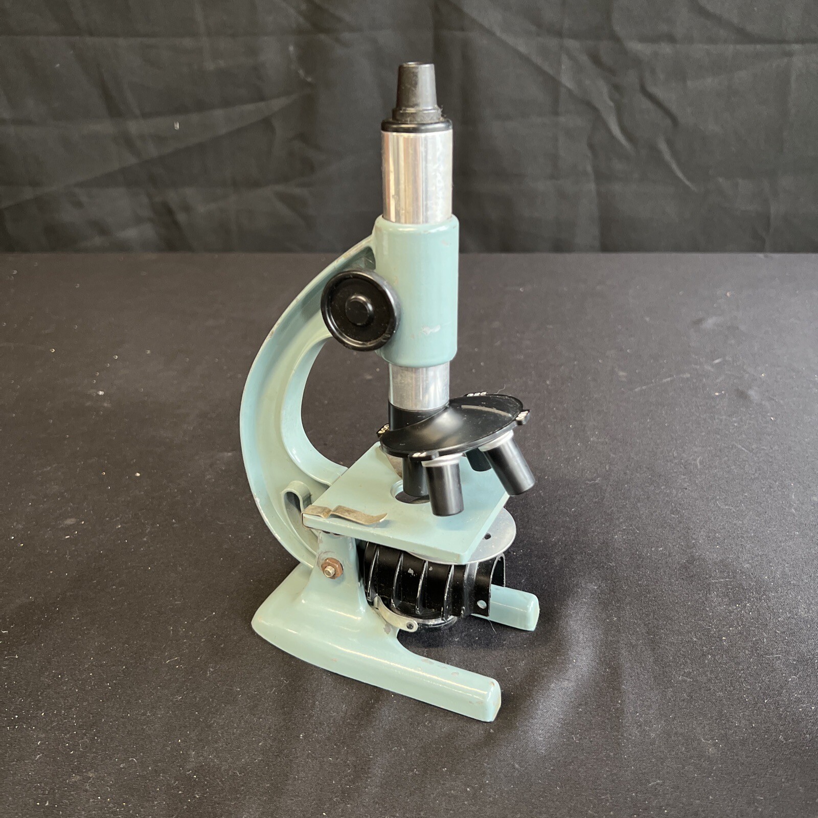 VTG 1960’s Porter Microcraft 264 Teal Science Lab Microscope w/ Case