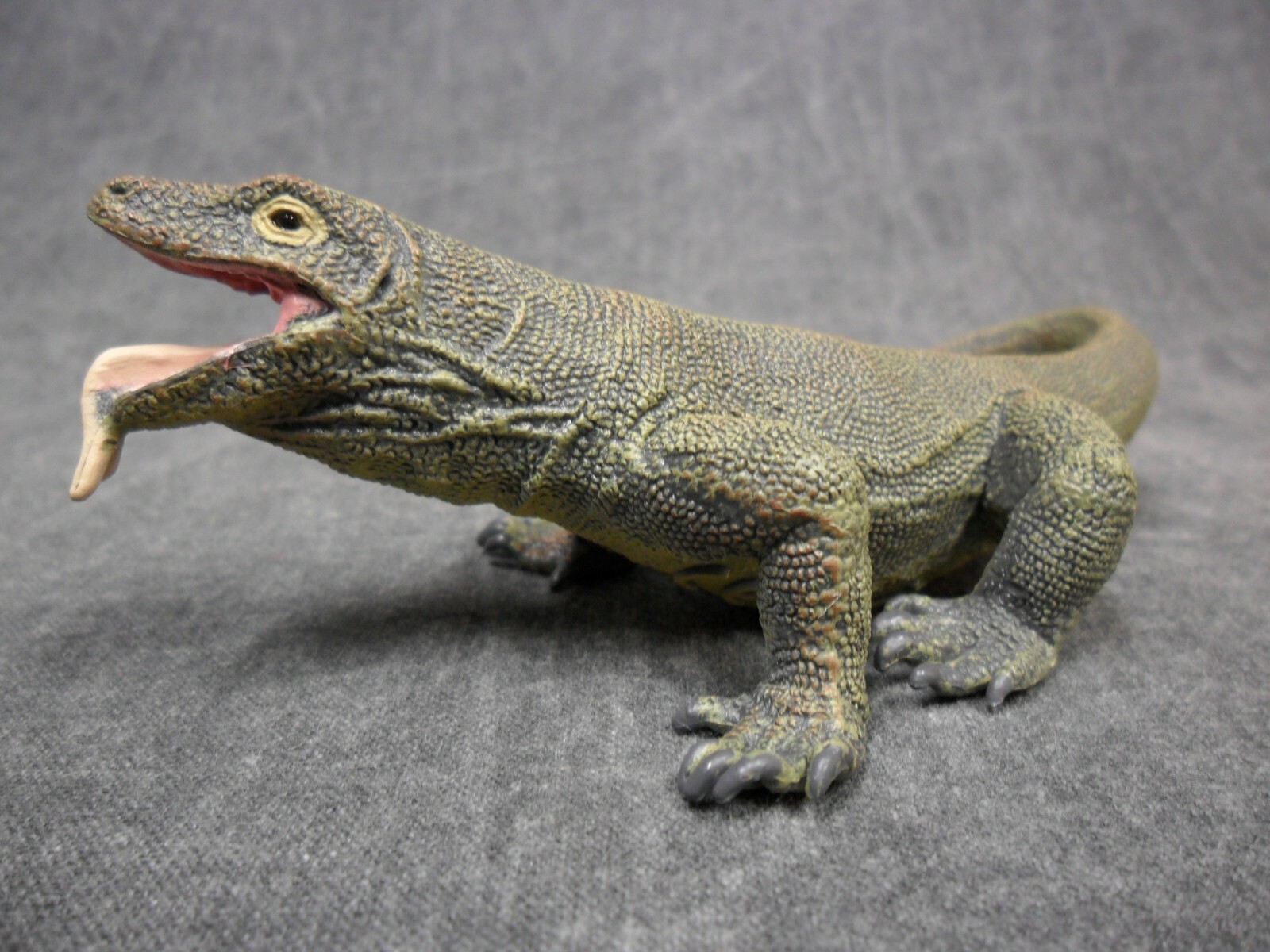 CollectA NEW * Komodo Dragon * 88900 Wildlife Lizard Model Toy Figurine