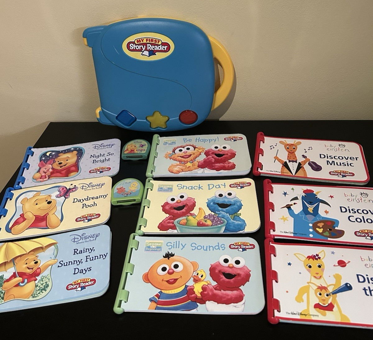 MY FIRST STORY READER with 9 interactive BOOKS & 2 cartridges dated 2005 EUC