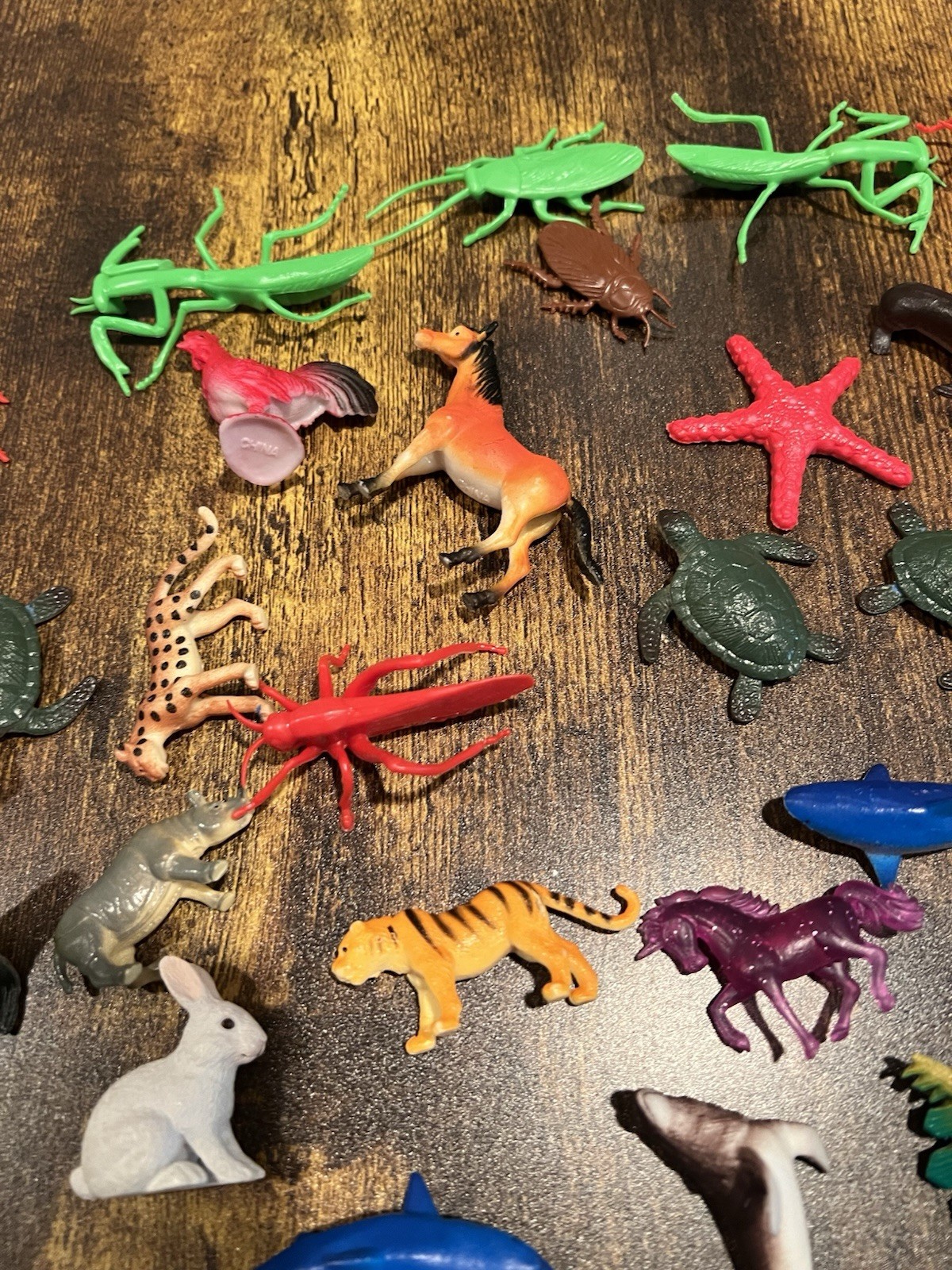 Mixed of Plastic Sea Animals Fish Shar Turtle and Land Animals Insects Lot of 87