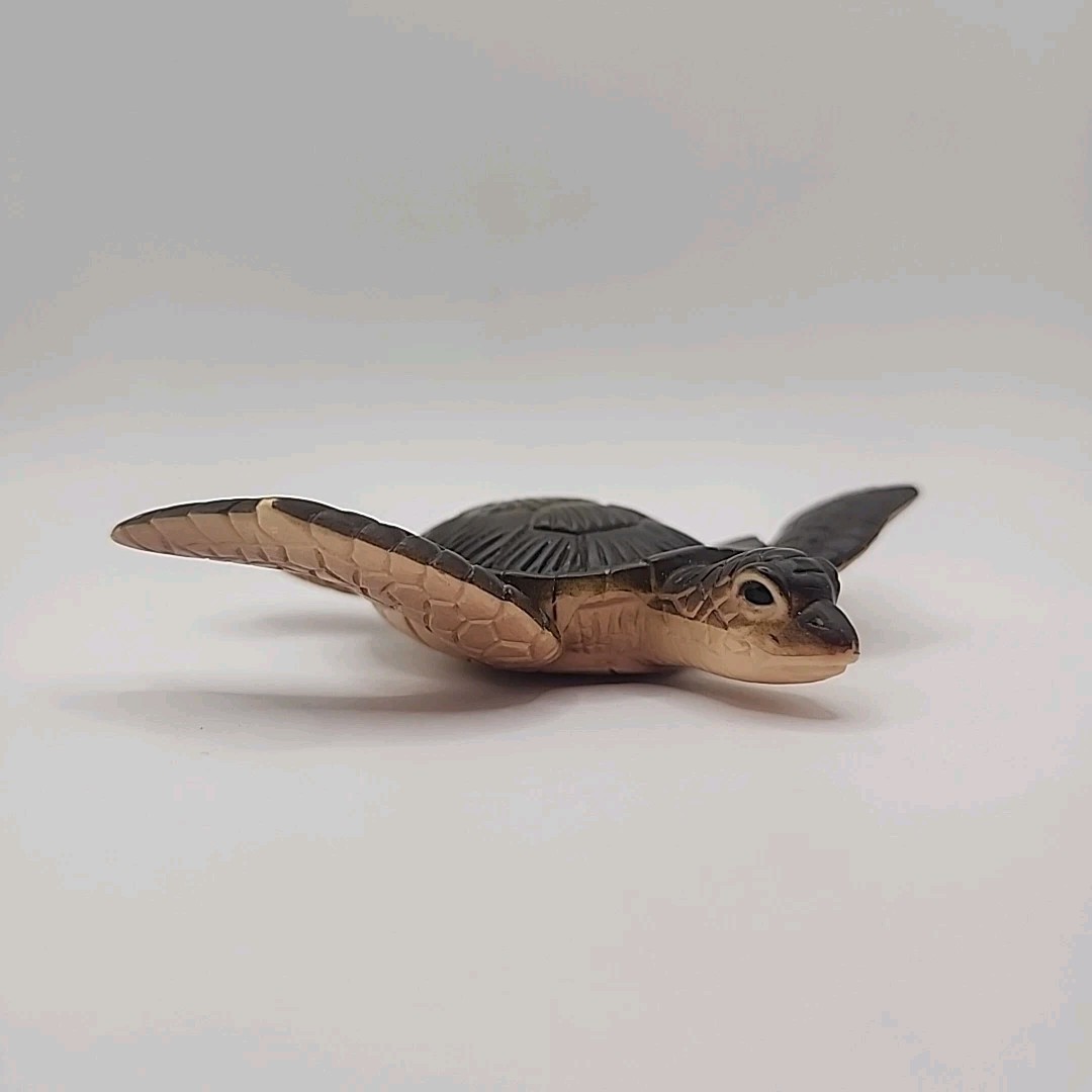 BBC Planet Earth 2008 Turtle figurine Toy