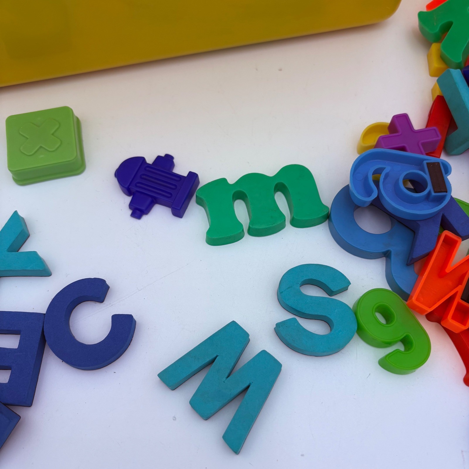 Magnetic letters, numbers, symbols, huge lot, 3 lbs. in plastic bin plastic foam