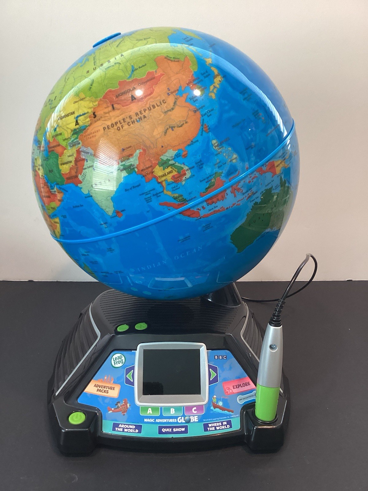 LeapFrog Magic Adventures Globe 2.8″ Video Screen BBC Videos Interactive Games
