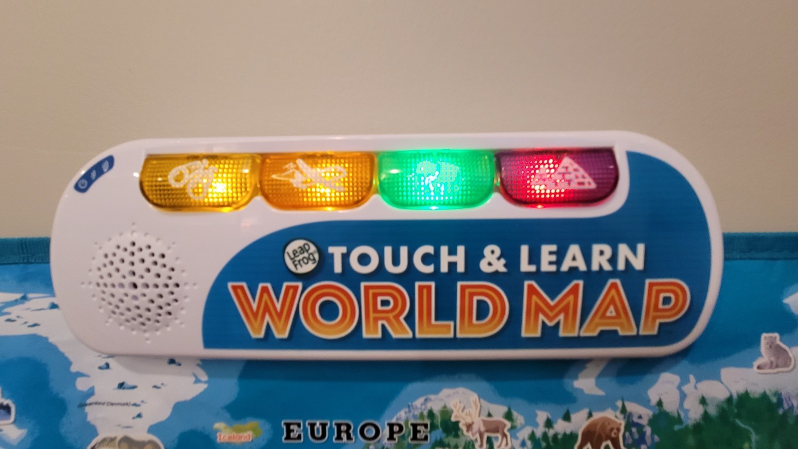 Leap Frog Interactive World Map Touch and Learn Slightly Used