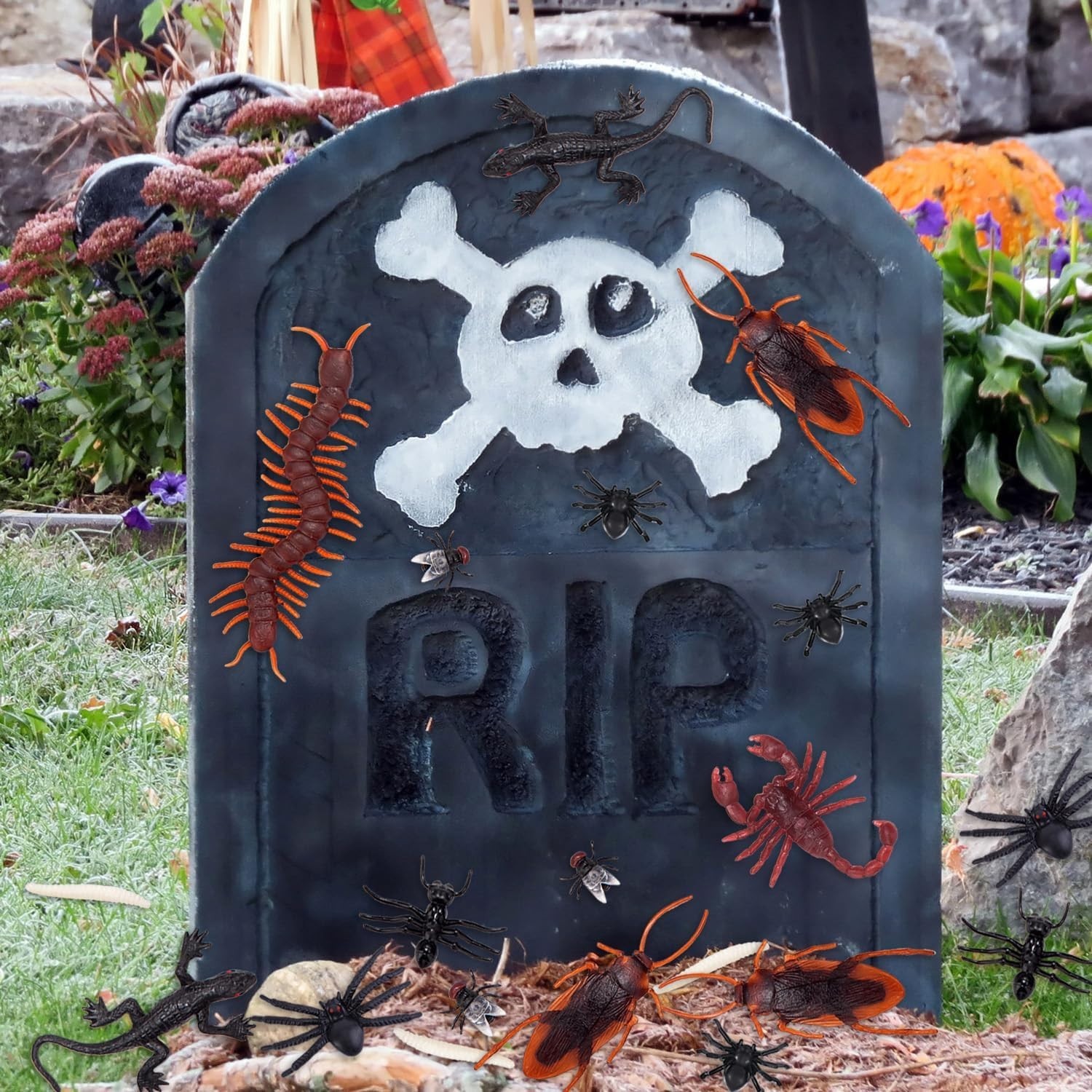 9 Types of Realistic 130 PCS Plastic Bugs – Ideal for Halloween Decor & More