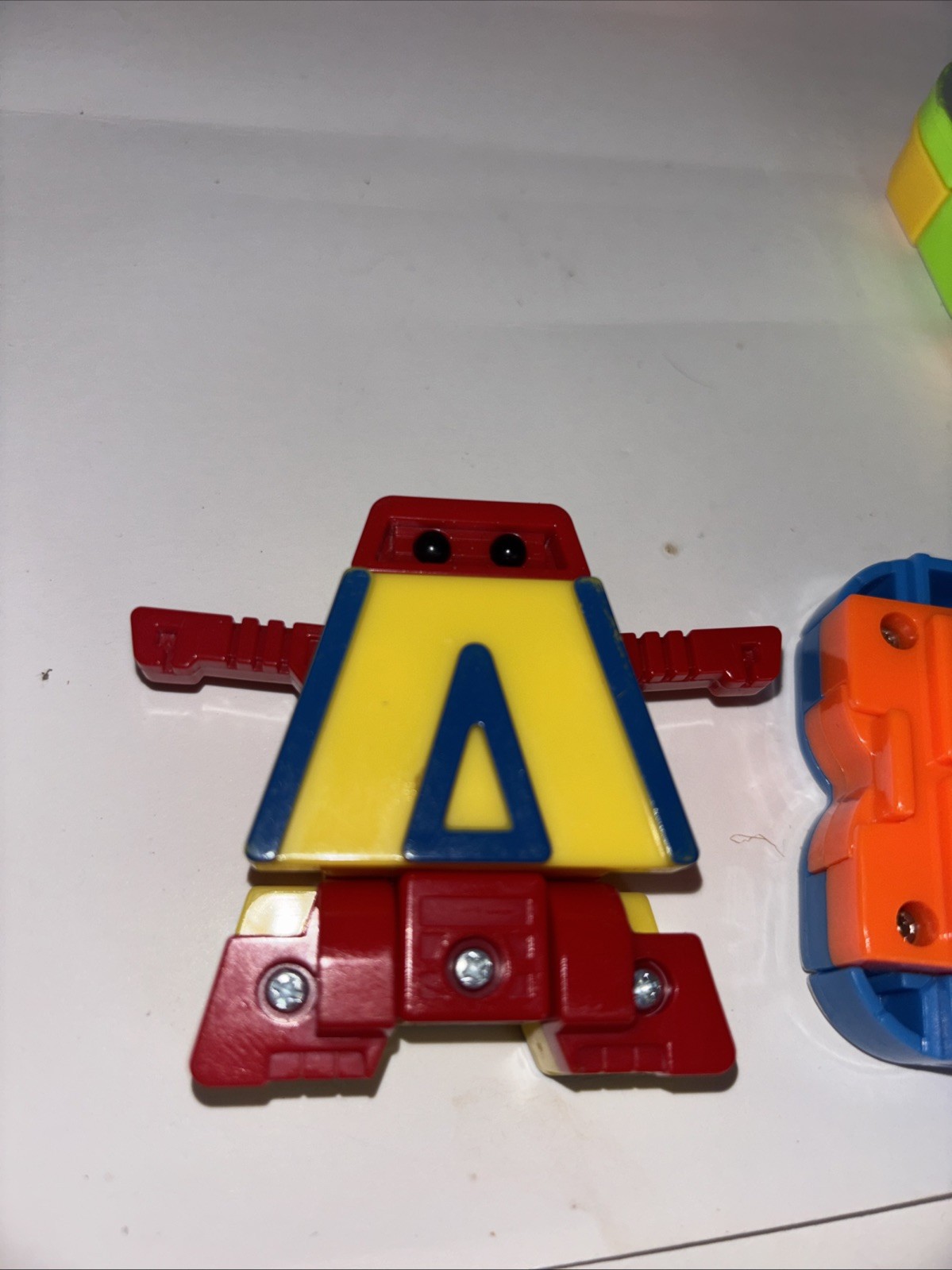 Lakeshore Learning Alphabet Transforming Robots Alphabots Toys