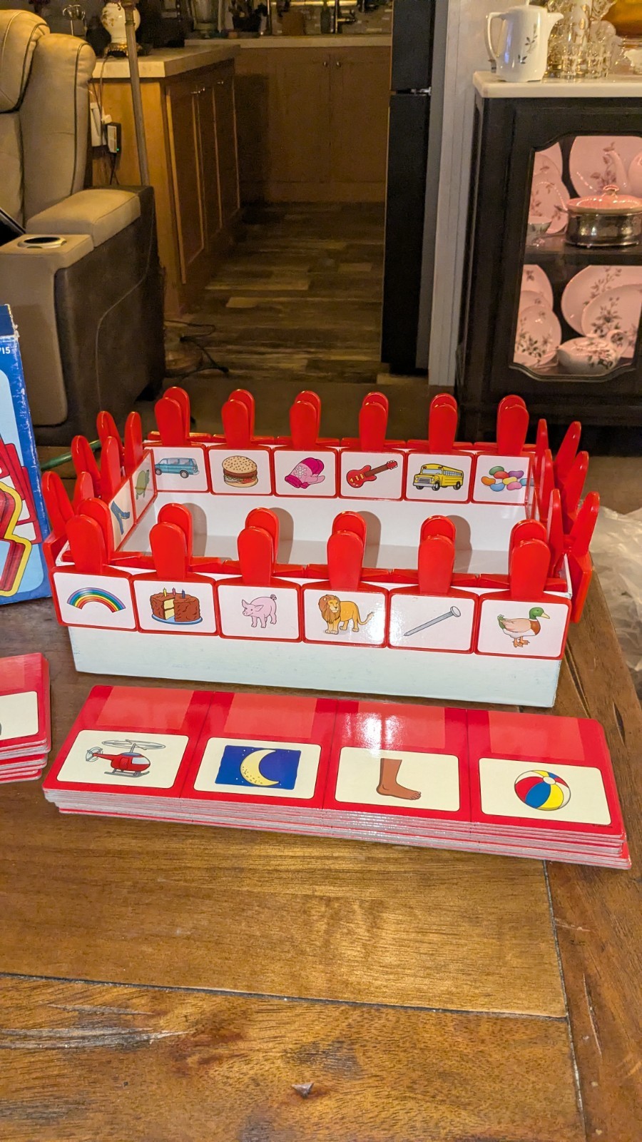 Lakeshore Match & Clip Beginning Sounds Reading Centers Complete Game Homeschool