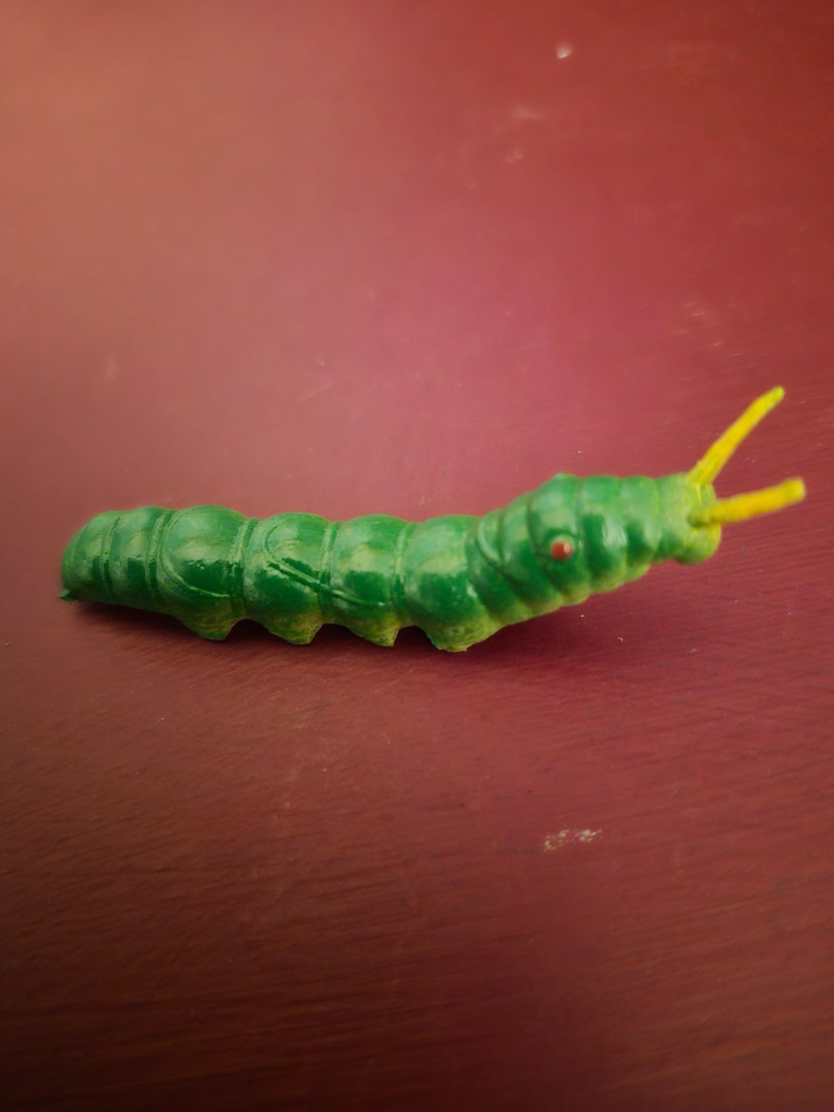 Green Tomato Hornworm Larvae Plastic 2.5 inches