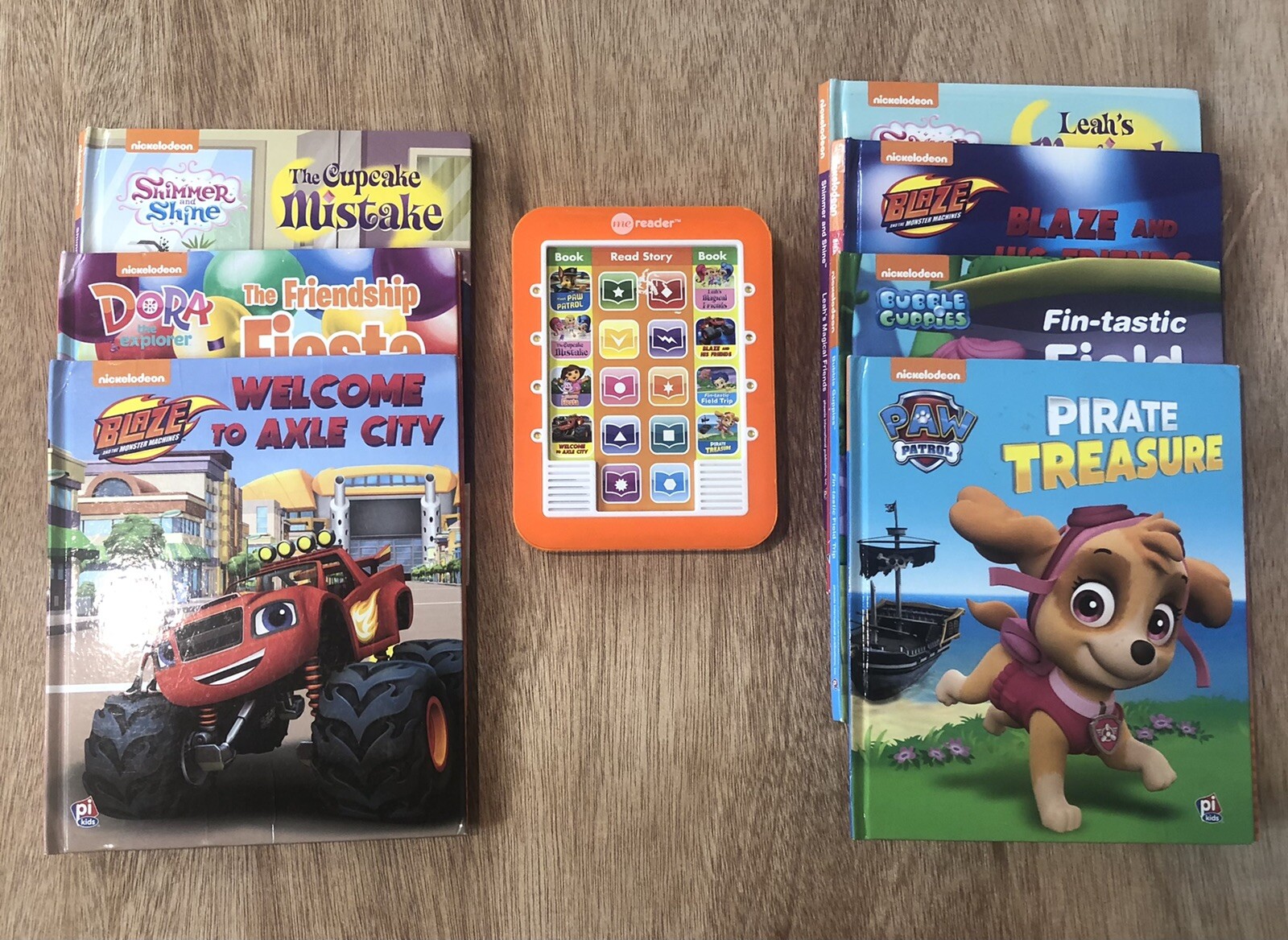 Nickelodeon Electronic Book Reader w/ 7 Books- Shimmer & Shine Blaze Paw Patrol