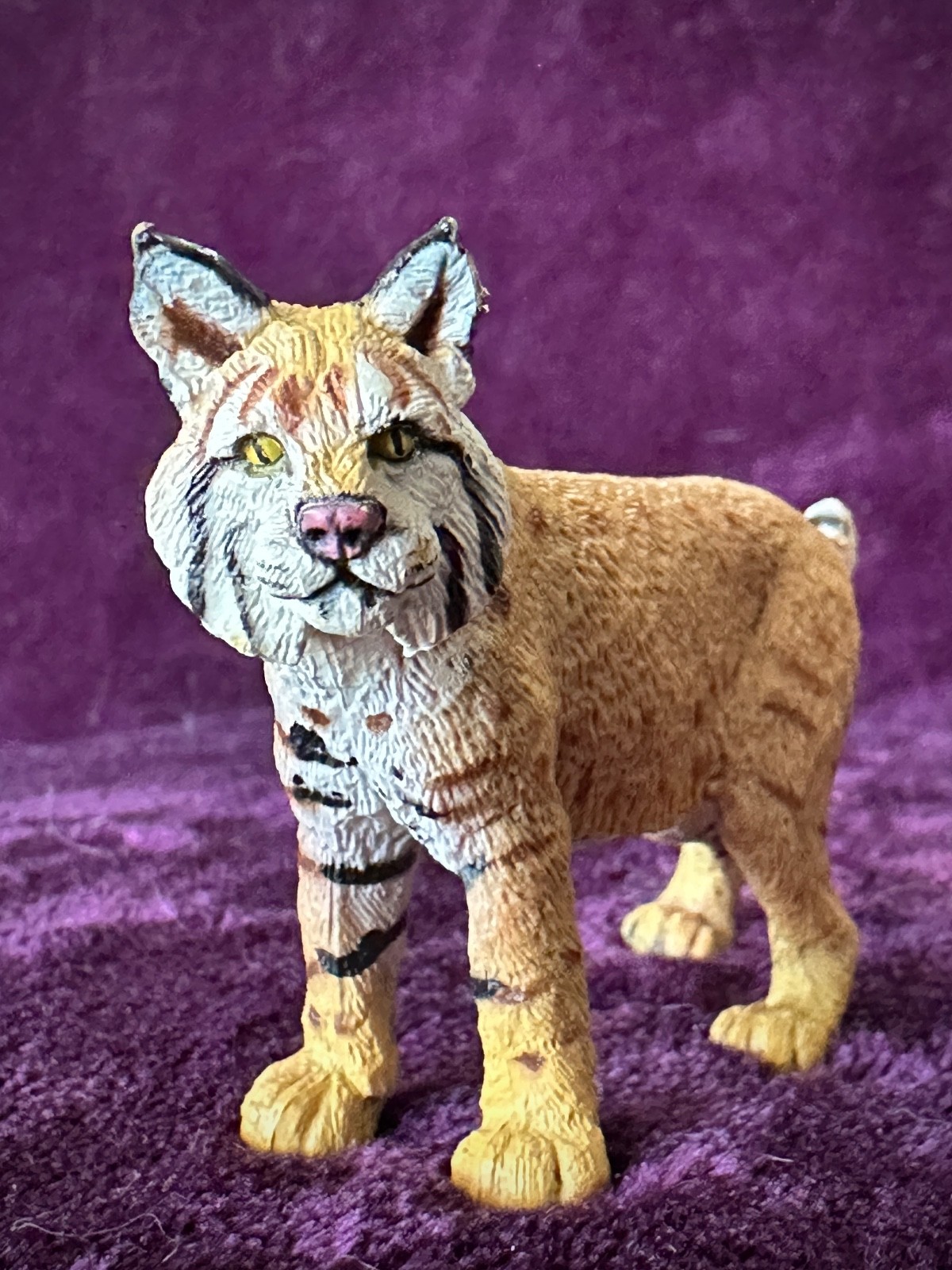 Schleich & Papo Wildlife Lot – Bobcat, Lemur w/ Baby, Meerkats – Excellent Cndtn