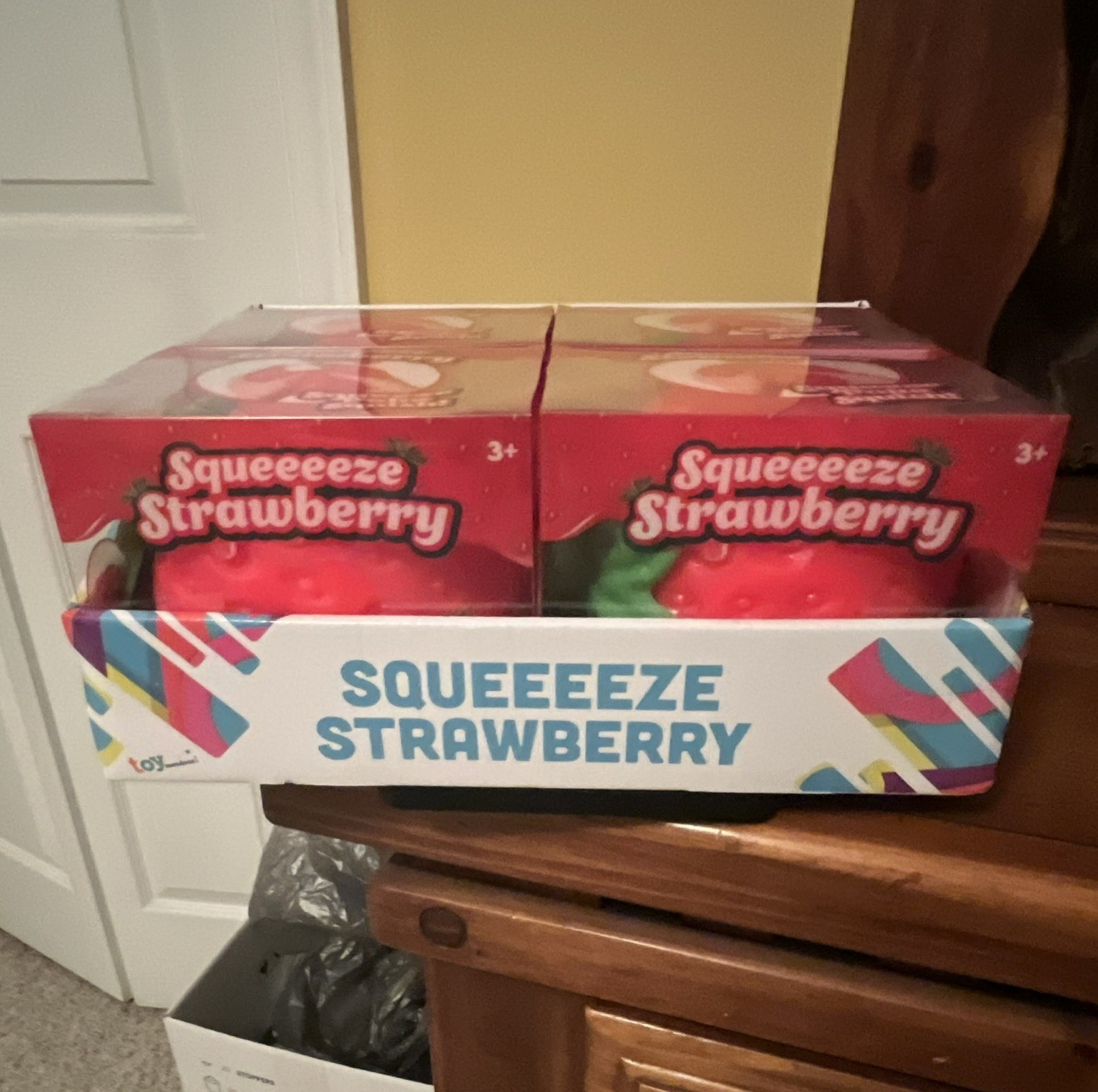 Sunny Days4pk Squeeeeze Strawberry Tactile Gel Squeeze Toy & BOX MPN 470551