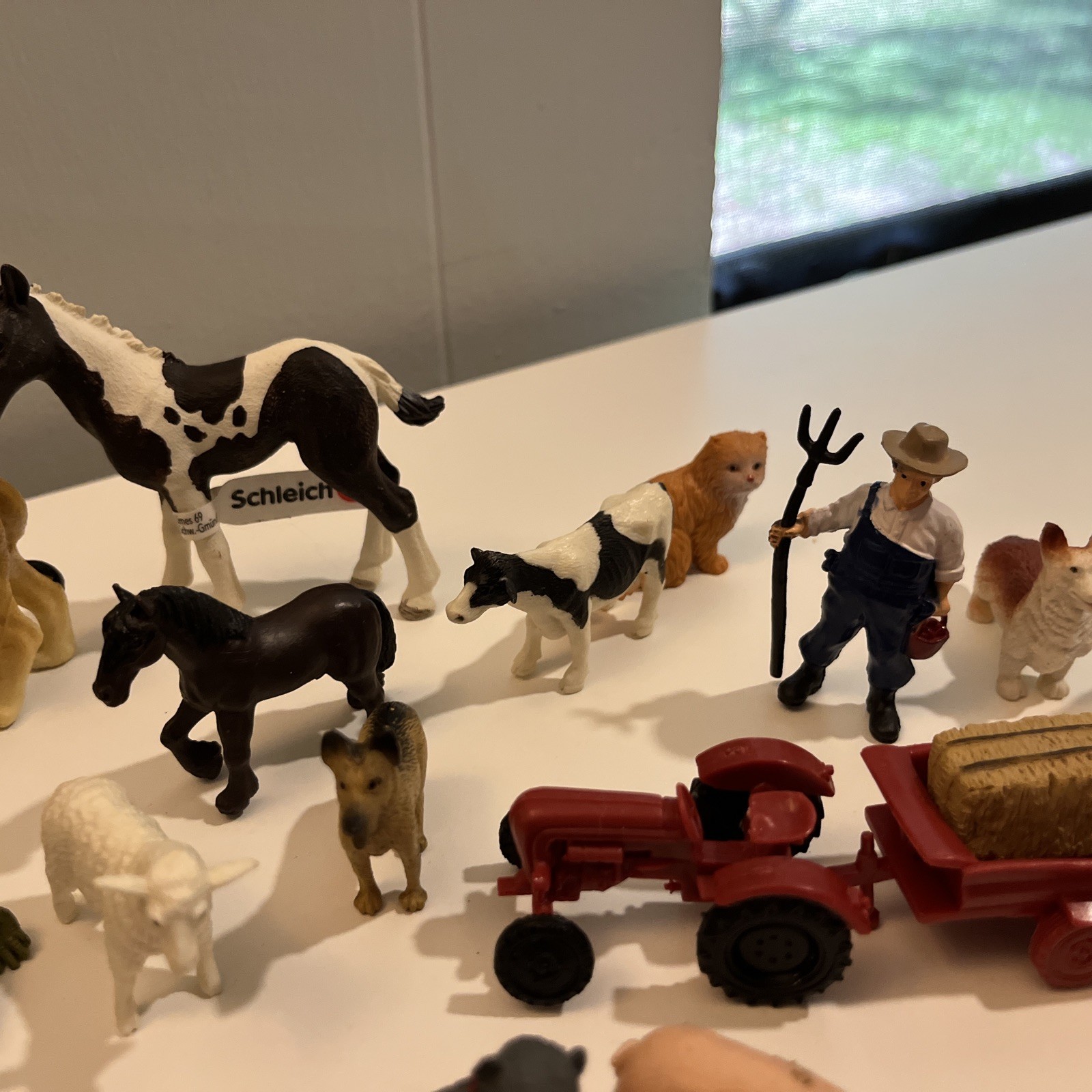 Mixed Toy Animal Lot Of 25 Schleich, Safari Ltd & More Farm Zoo Pets & Tractor