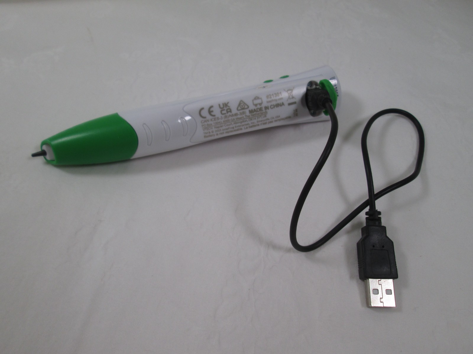 LeapFrog Tag Reading System Learn to Read Stylus Pen, Cord, Case + 14 Books Lot