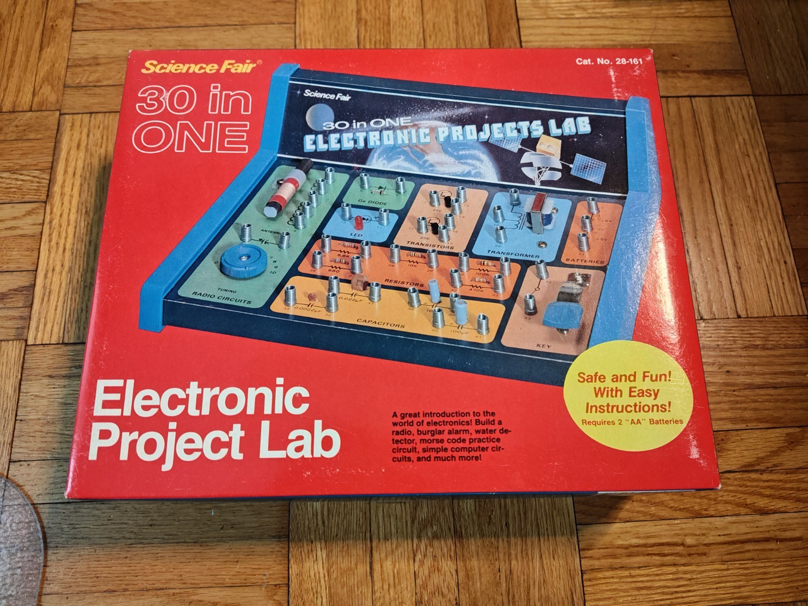 Vintage Science Fair Electronic Project Lab 30-in-one Radio Shack