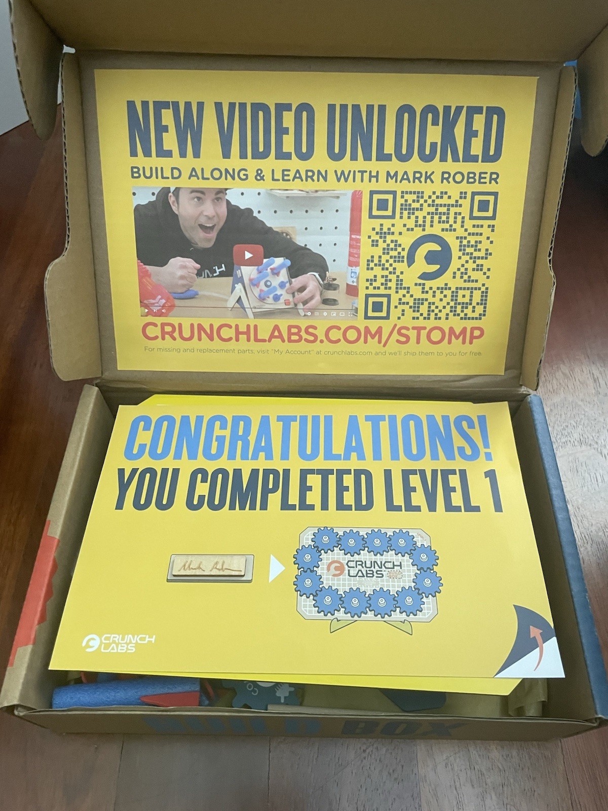 Pre-built – CrunchLabs Rocket Revolver Box 12 – READ DESCRIPTION