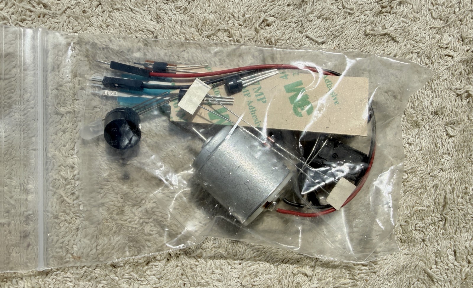 SPARKFUN INVENTOR’S KIT – 14 CIRCUITS – NEW IN CARRYING – AS PICTURED