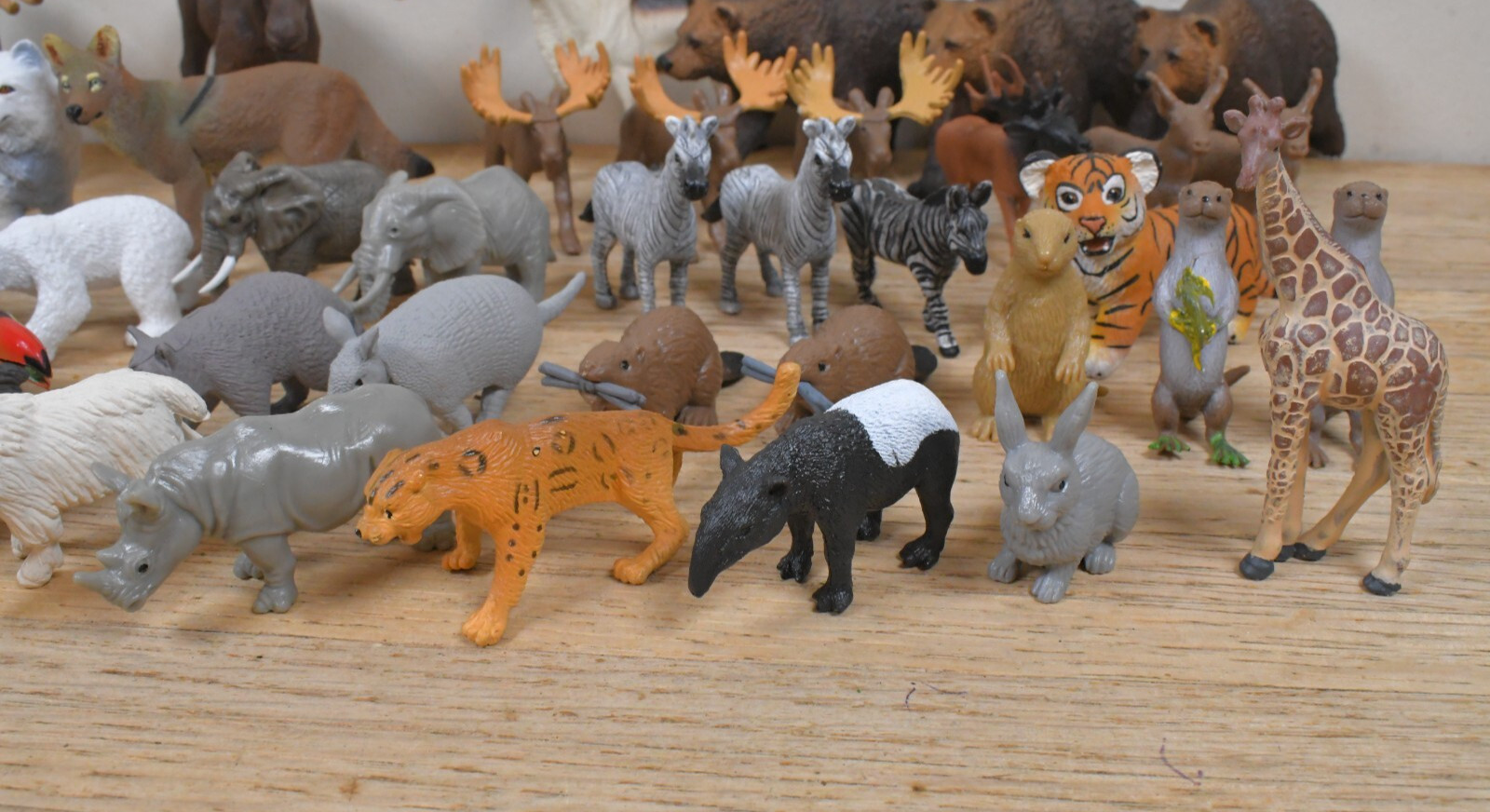 (55) Safari LTD Animal Figures 5.5″ to 2″ in Size