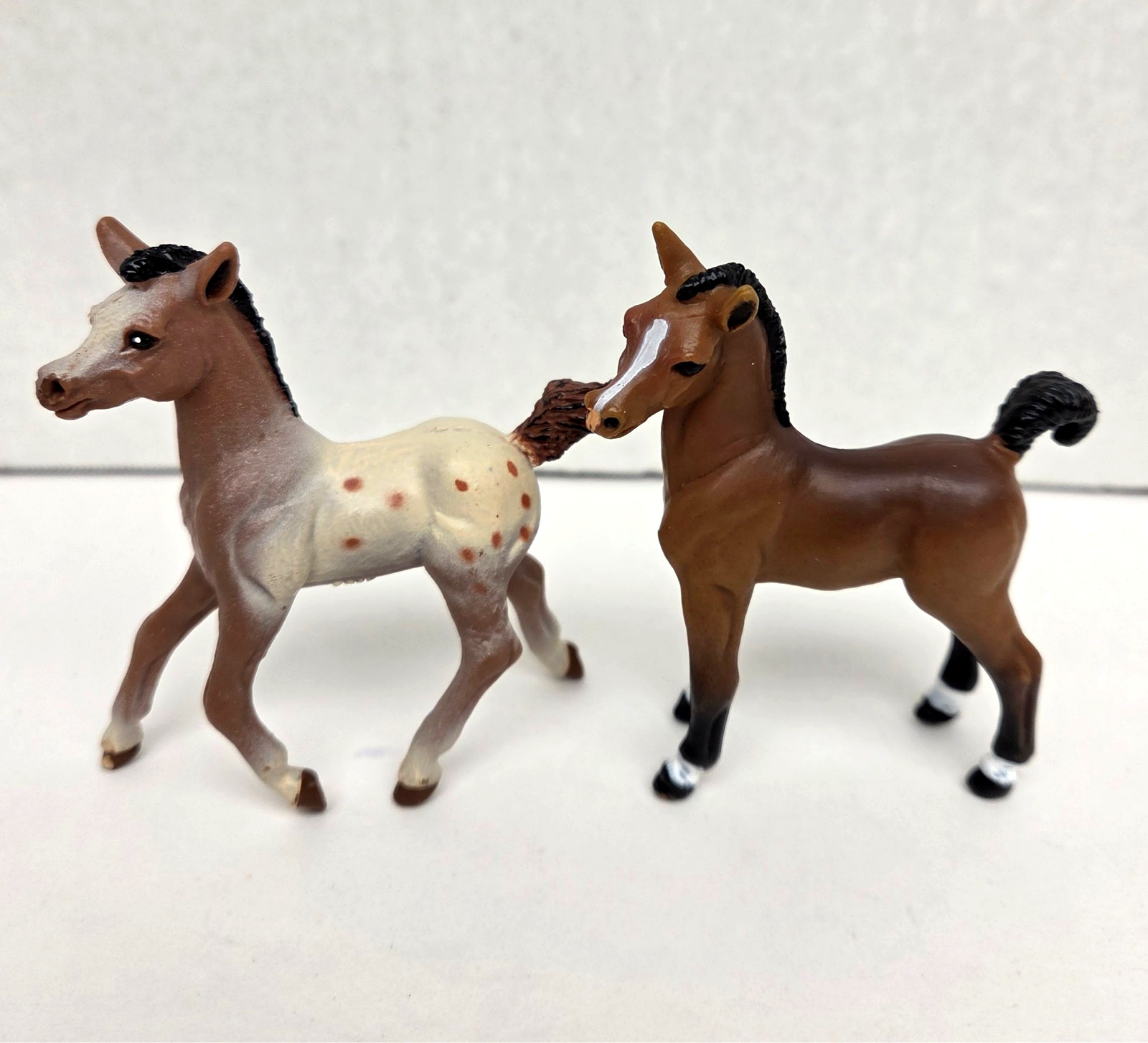 Vintage SAFARI LTD. Hard Plastic PVC Toy Horses Foal Arabian Lot of 6 – 1997