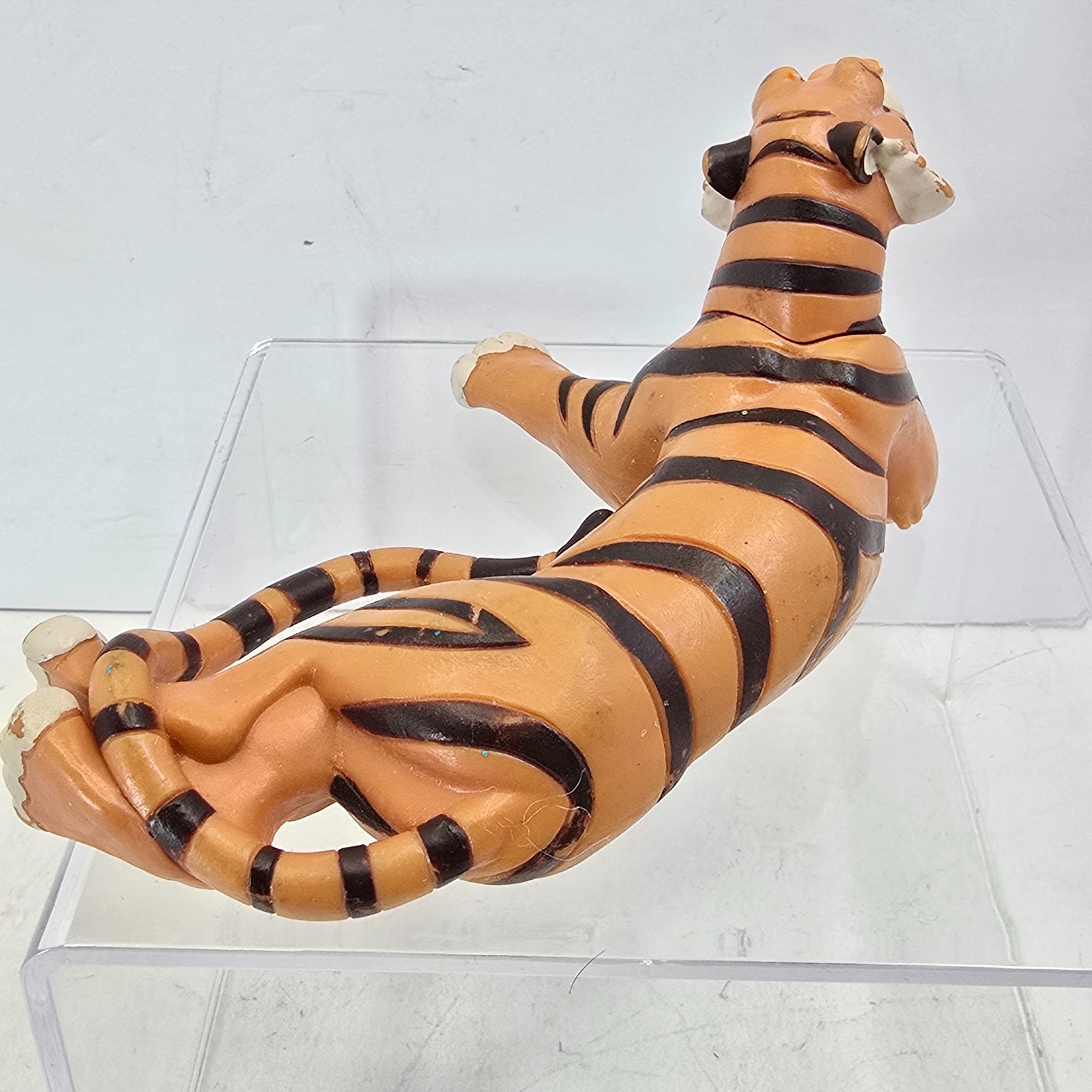 Disney Store Aladdin Jasmine’s Tiger Rajah PVC Figure Laying Down 4″ Toys Cat