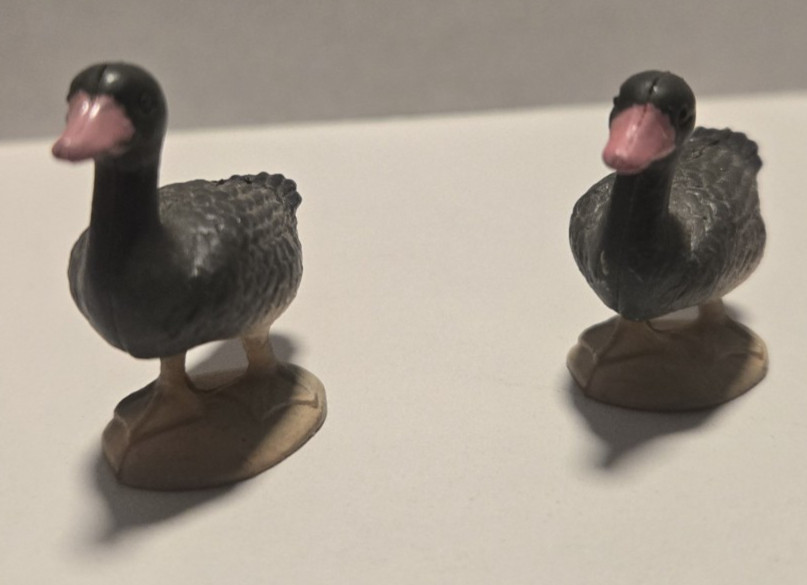 Lot of (4) PVC Waterfowl Animals Miniature Goose Duck Figures Toys FREE SHIPPING