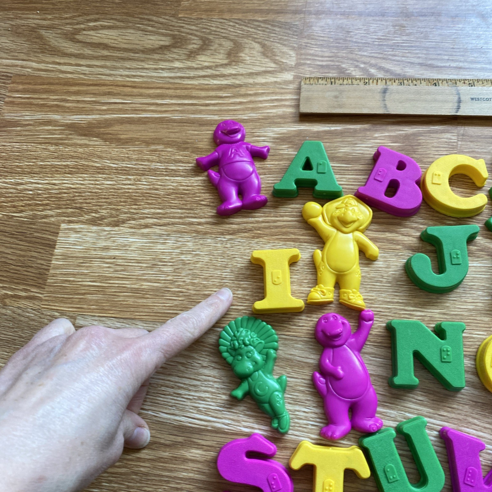 1997 Barney & Friends Magnetic Letters ABC Alphabet set BJ Baby Bop MISSING H!!!