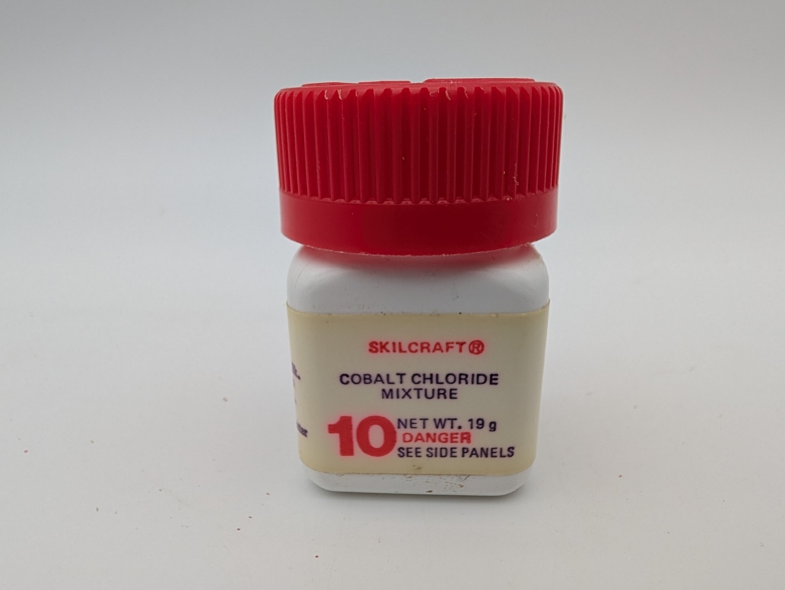 Lot of 5 Vintage 1960s Skilcraft Chemistry Chemicals Cobalt Chloride, Sodium Car
