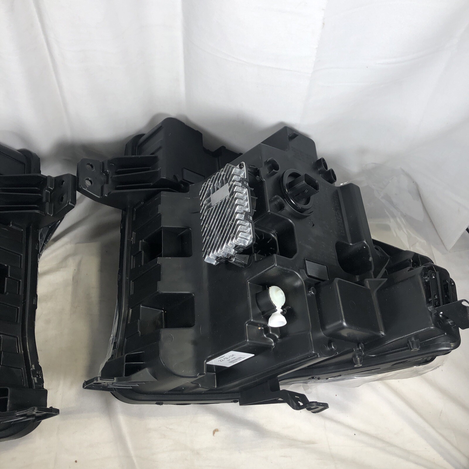 GMC Sierra LED Headlight 1500,2022-2024,{ HLCGM-223 }- Driver+Passenger
