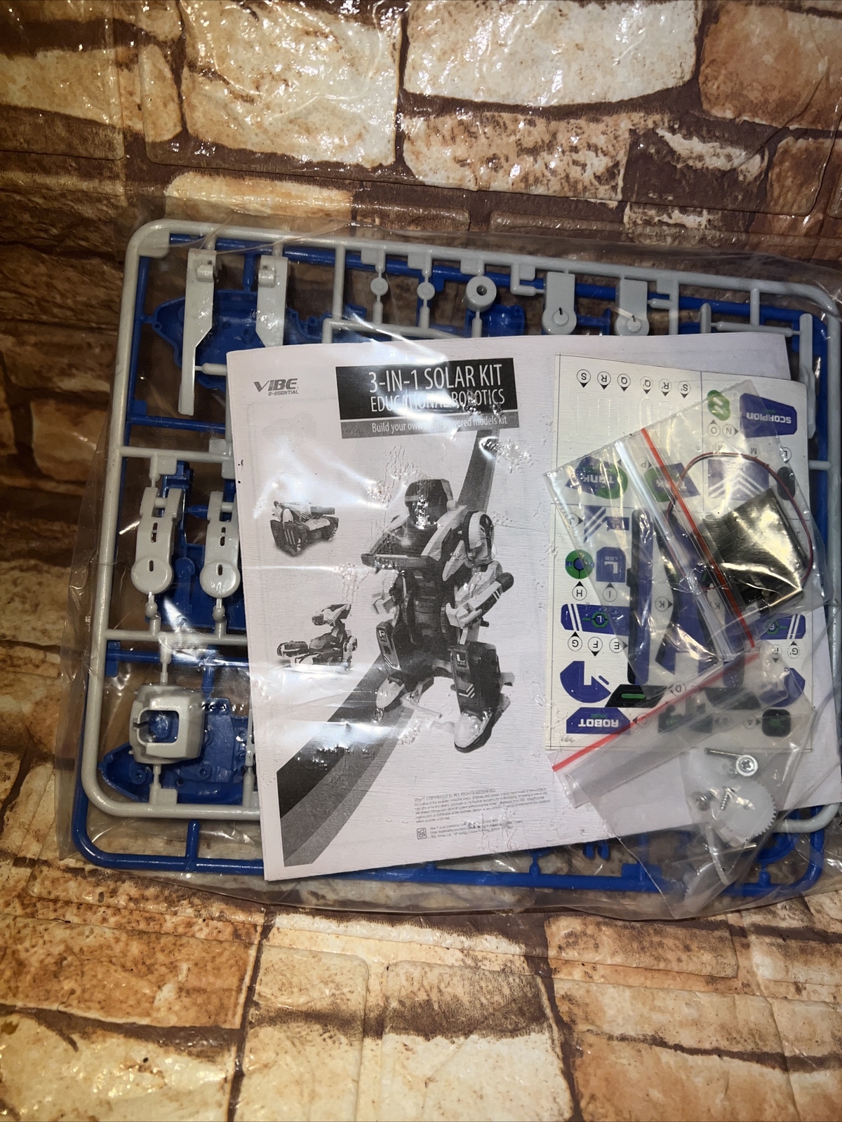3-IN-1 SOLAR KIT EDUCATIONAL ROBOTICS VIBE ROBOT TANK SCORPION DIY Solar Kit