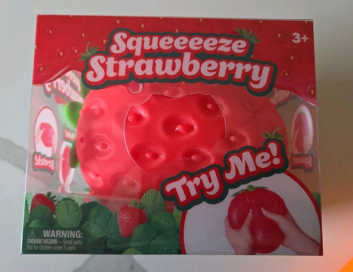 Lot Of 2 – Jumbo Squeeeeze Strawberry And Squishy Carrot