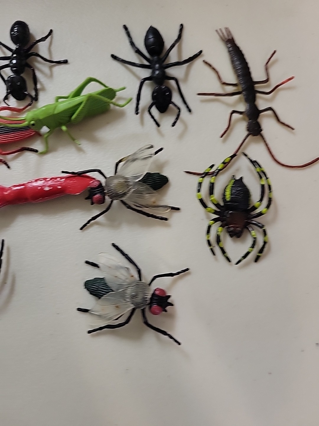 Mixed Lot of Rubber Plastic Spider fly ant Insects Bugs Toy Figures