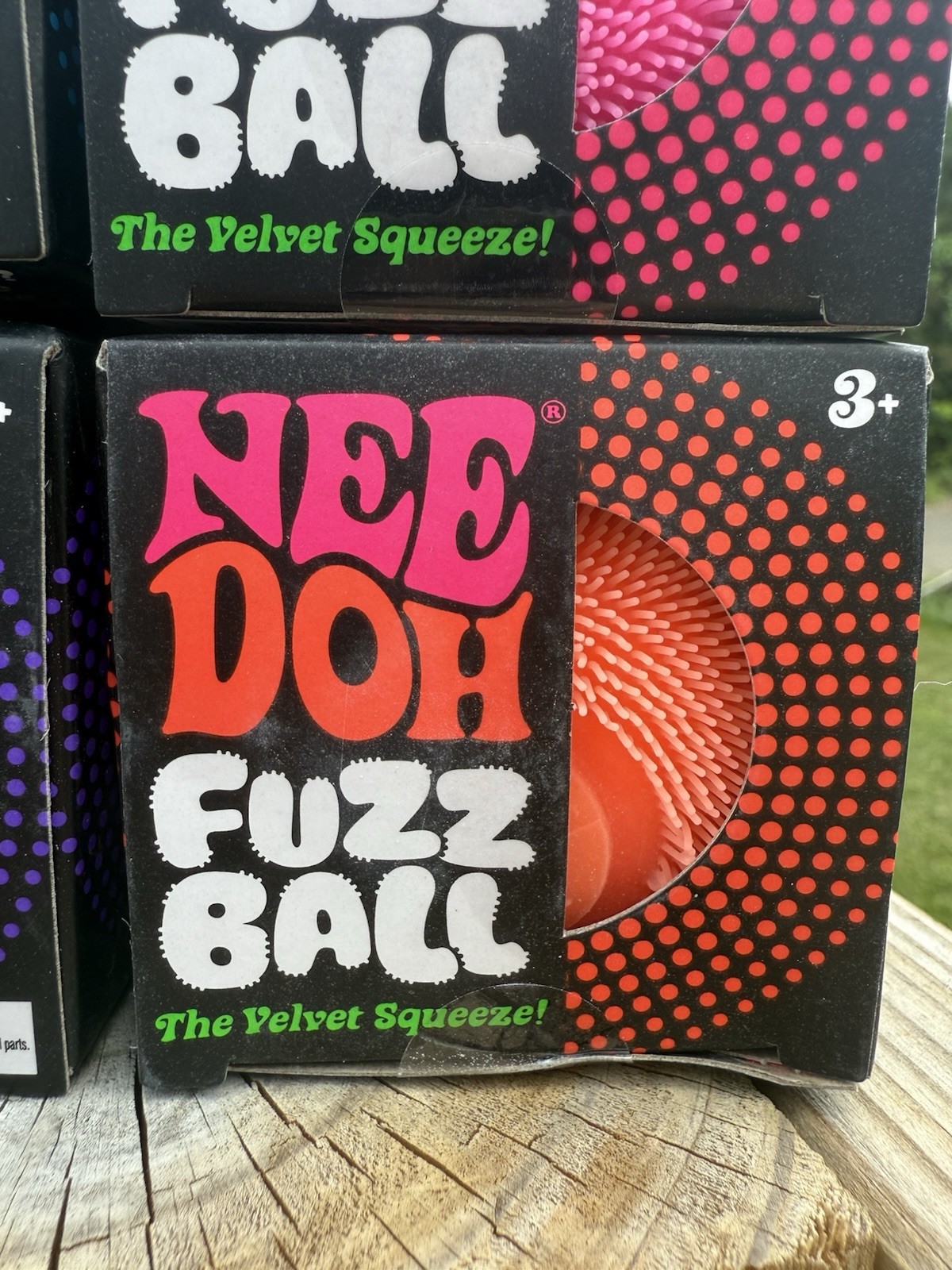 LOT OF 4: Needoh FUZZ BALL Flower Power The Velvet Squeeze Fuzzball NEW