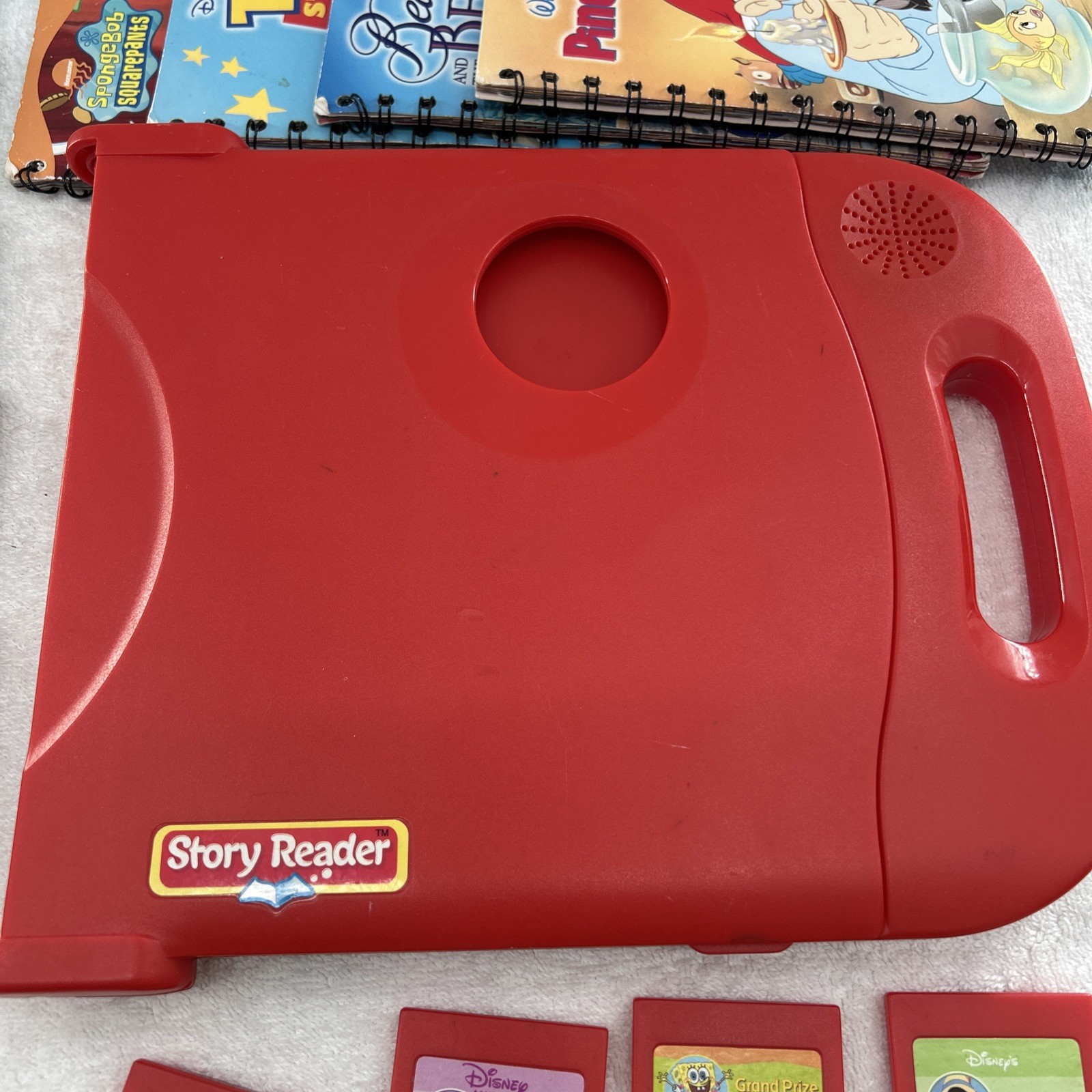 VINTAGE 2003 STORY READER WITH DISNEY MARVEL & CARTRIDGES TESTED WORKS