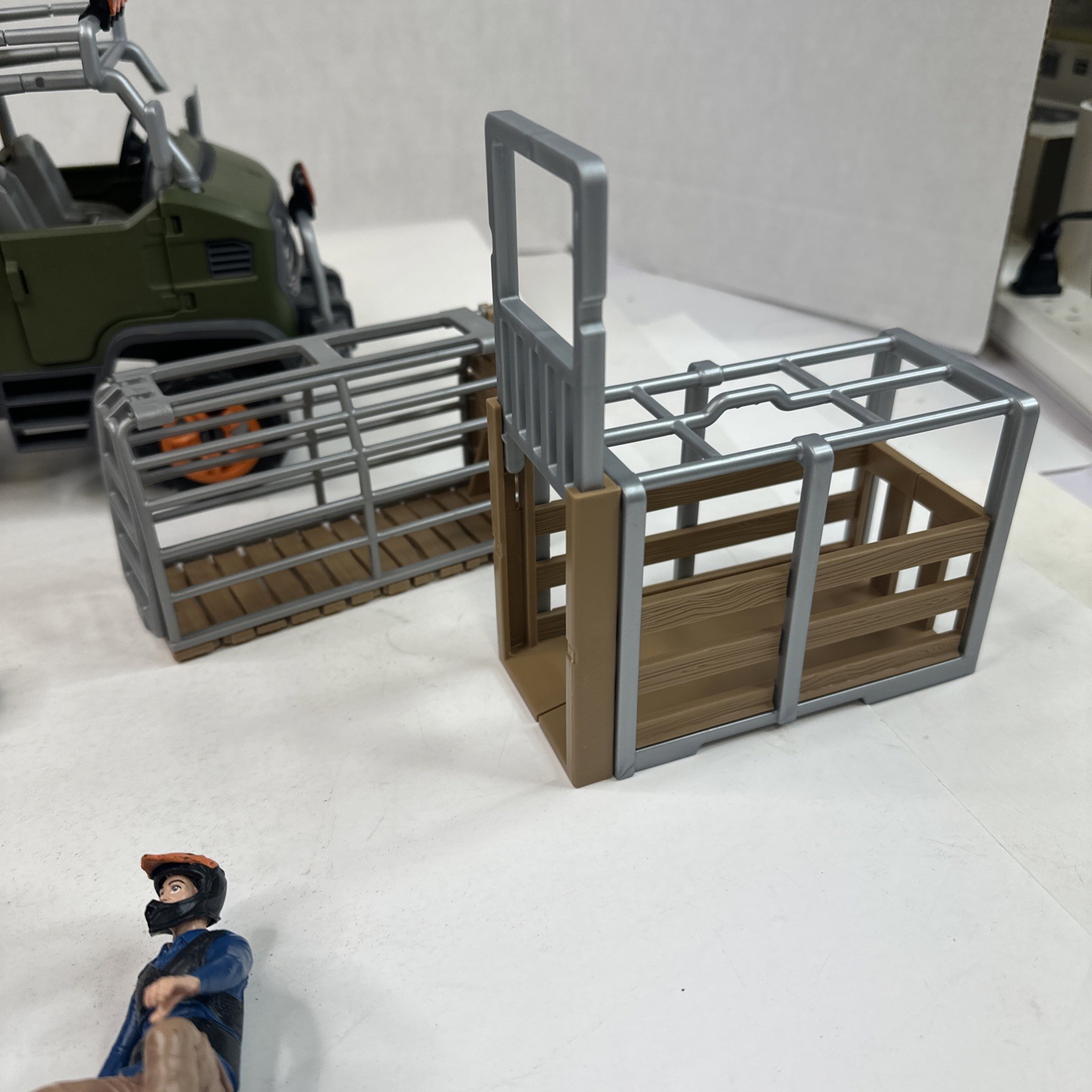 Schleich Animal Rescue Truck, ATV W/Wagon, Figures, Cages