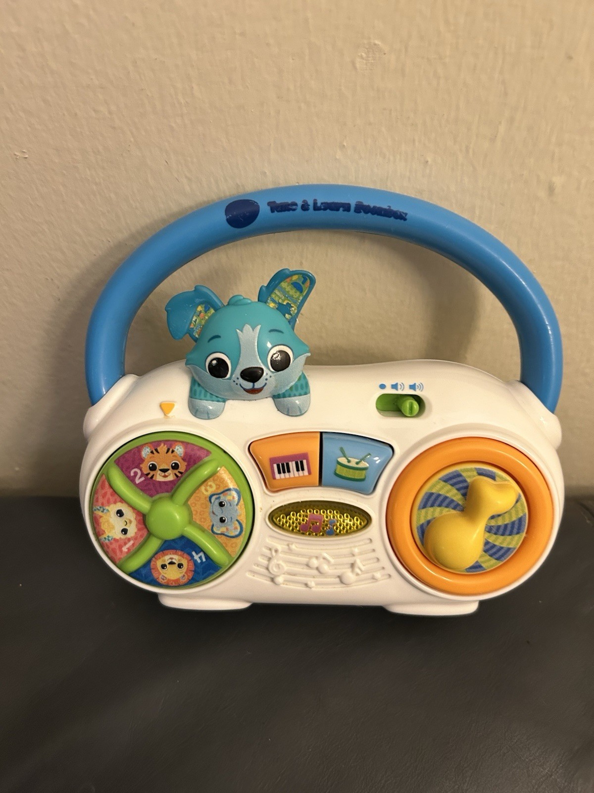 VTech Tune and Learn Boombox 6-36 Months 90+ Songs Sounds Phrases Toy, Works!