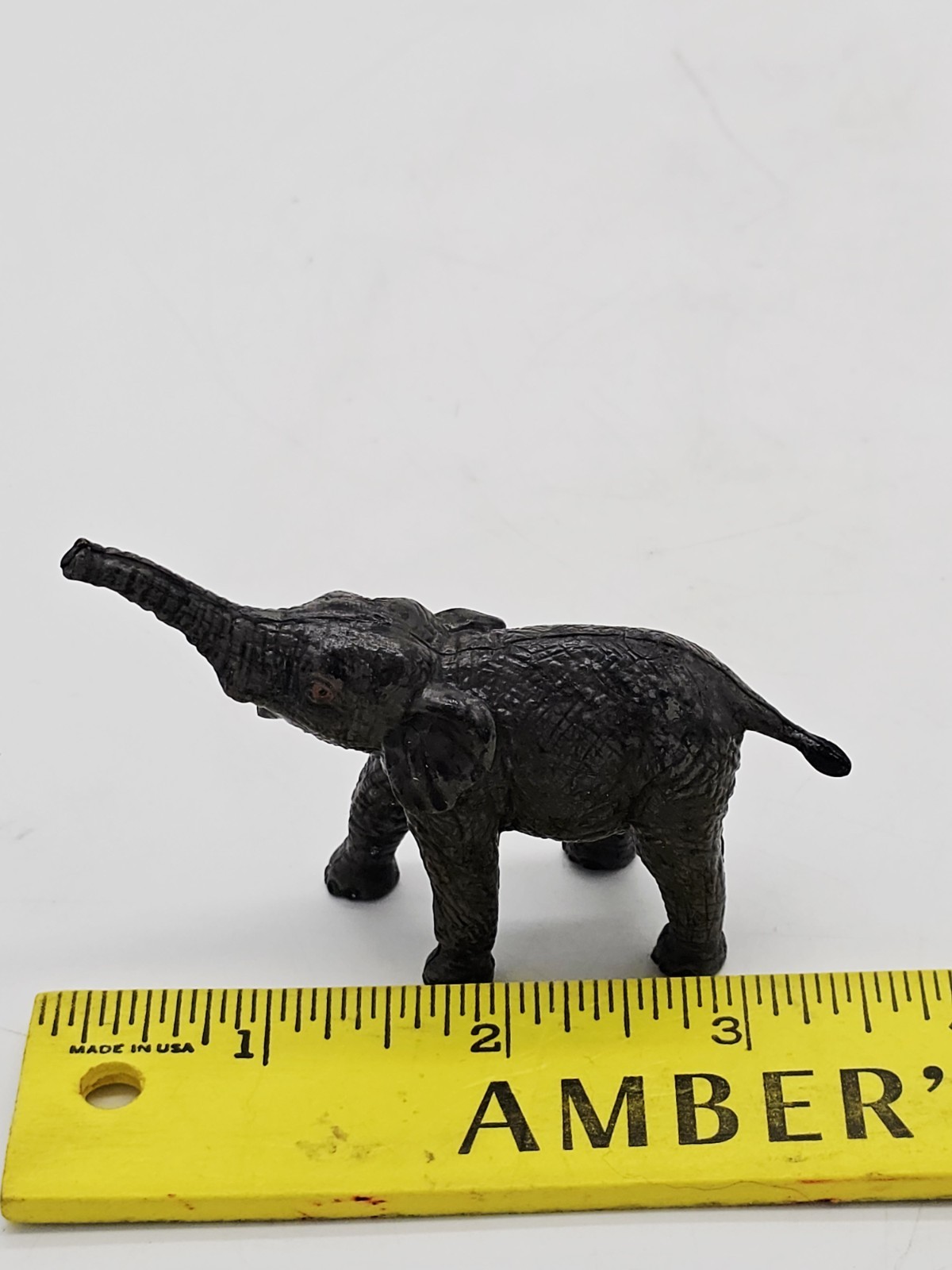 Lot of 4 Plastic Toy Animals Figures Lion Elephant Wild Dog 3.5″ long appx.