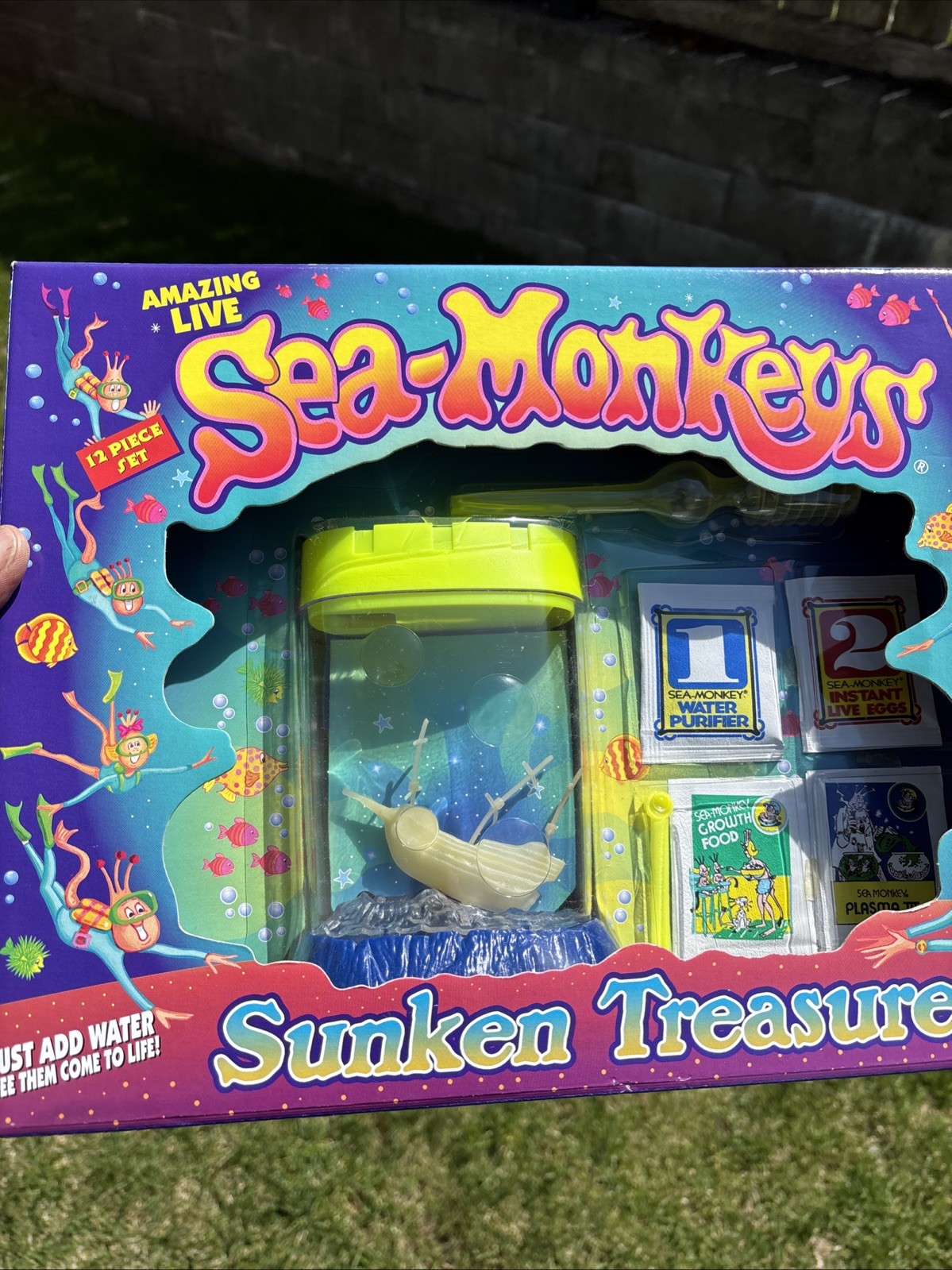 Amazing Live Sea-Monkeys SUNKEN TREASURE Tank Aquarium NEW RARE VTG 1998