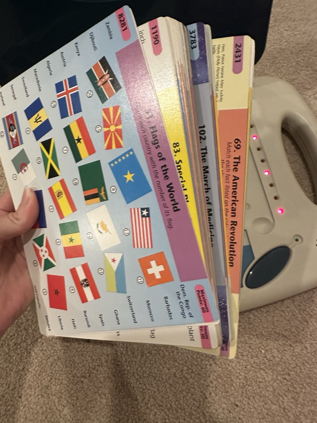 GeoSafari Laptop Educational System with Double-Sided Activity Cards