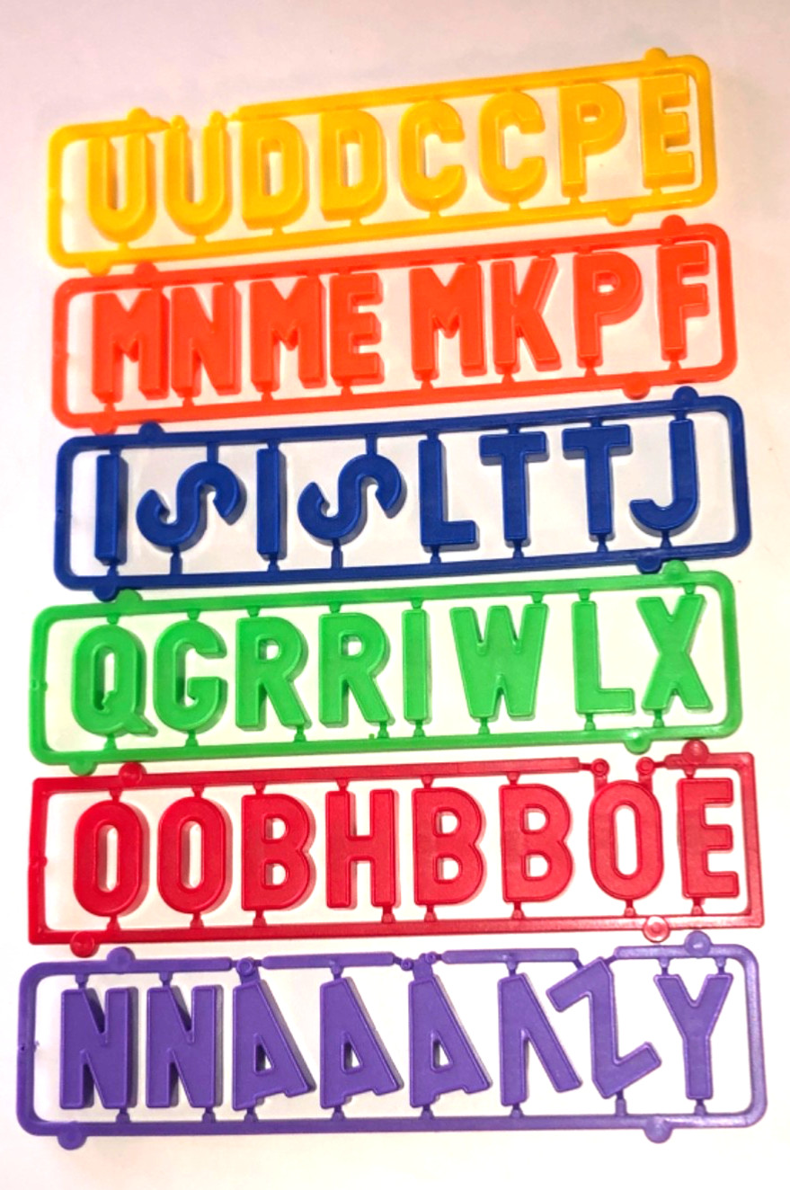 QUERCETTI MAGNETIC LETTERS 48 PIECES MADE IN ITALY #5461 NIB Free Shipping!